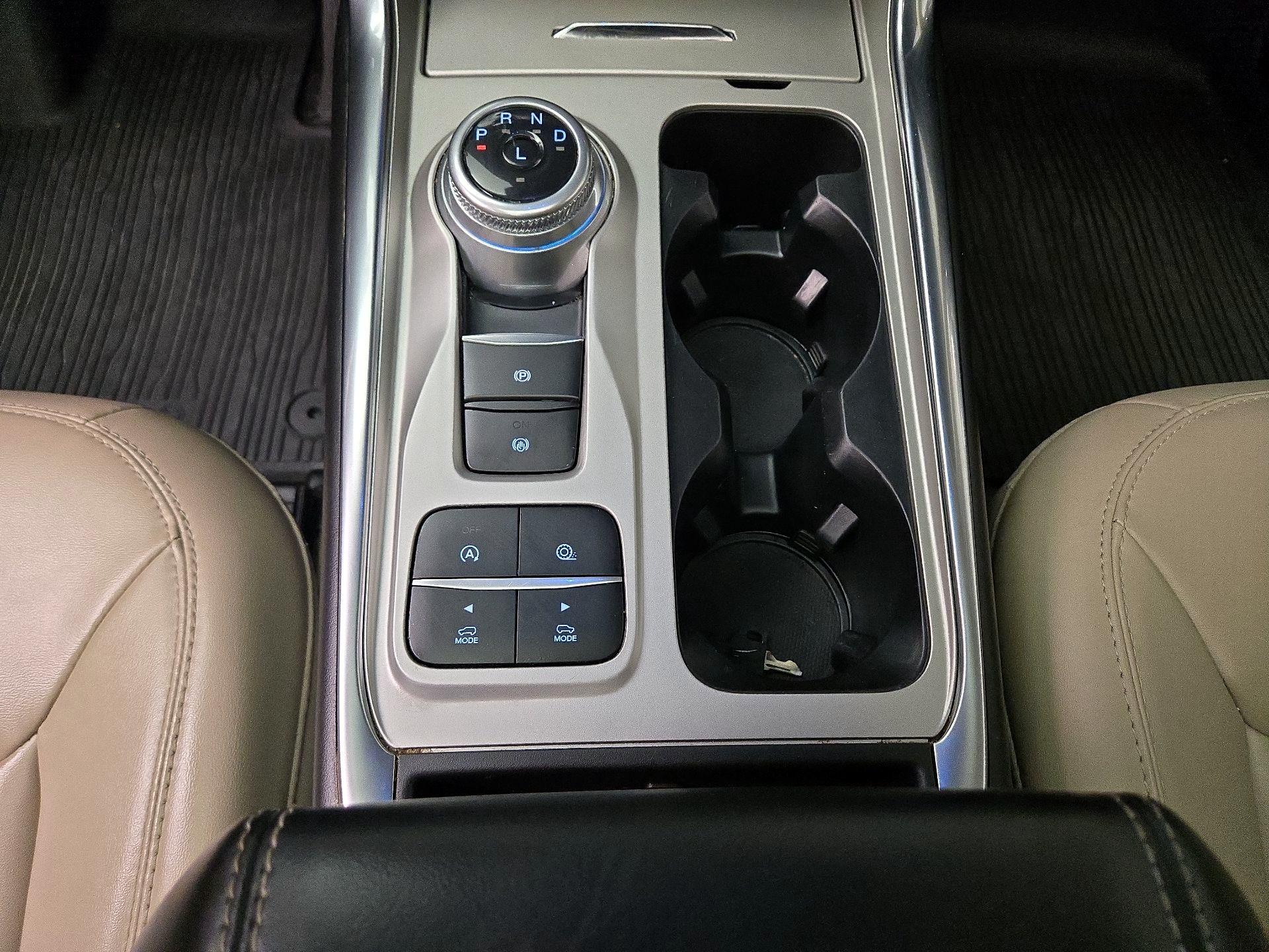 Thumbnail: 2021 Ford Explorer - 17