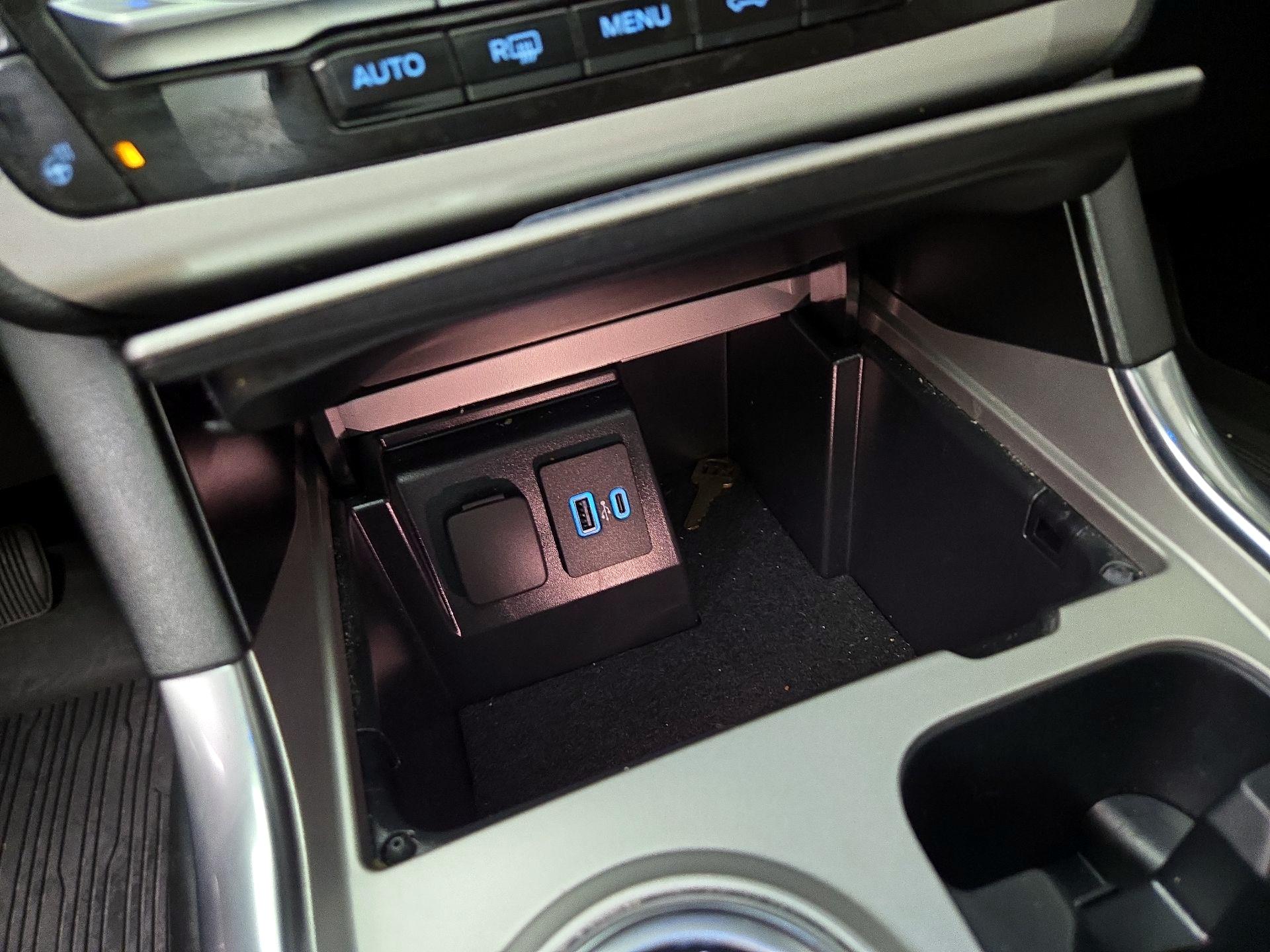 Thumbnail: 2021 Ford Explorer - 18