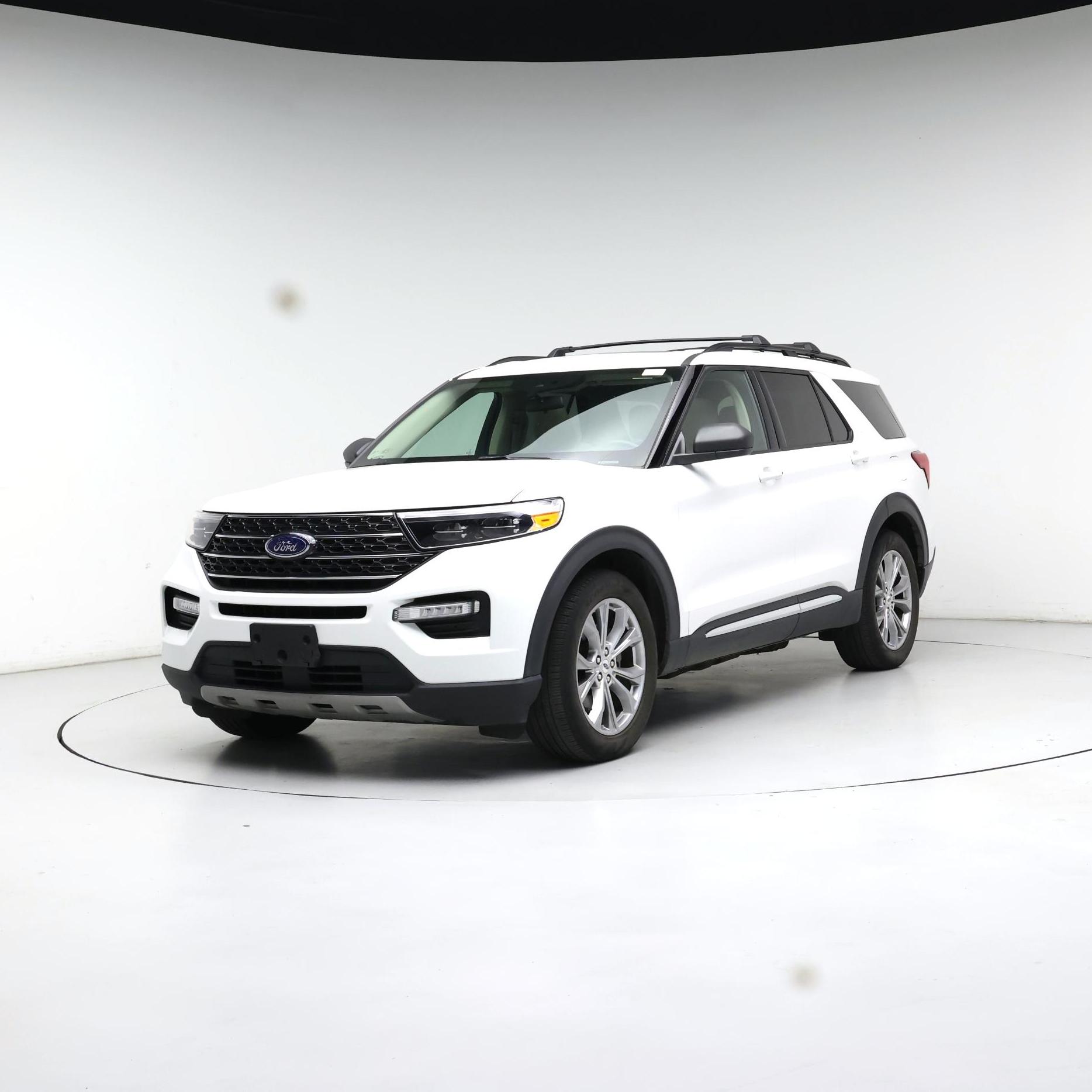 Thumbnail: 2021 Ford Explorer - 4