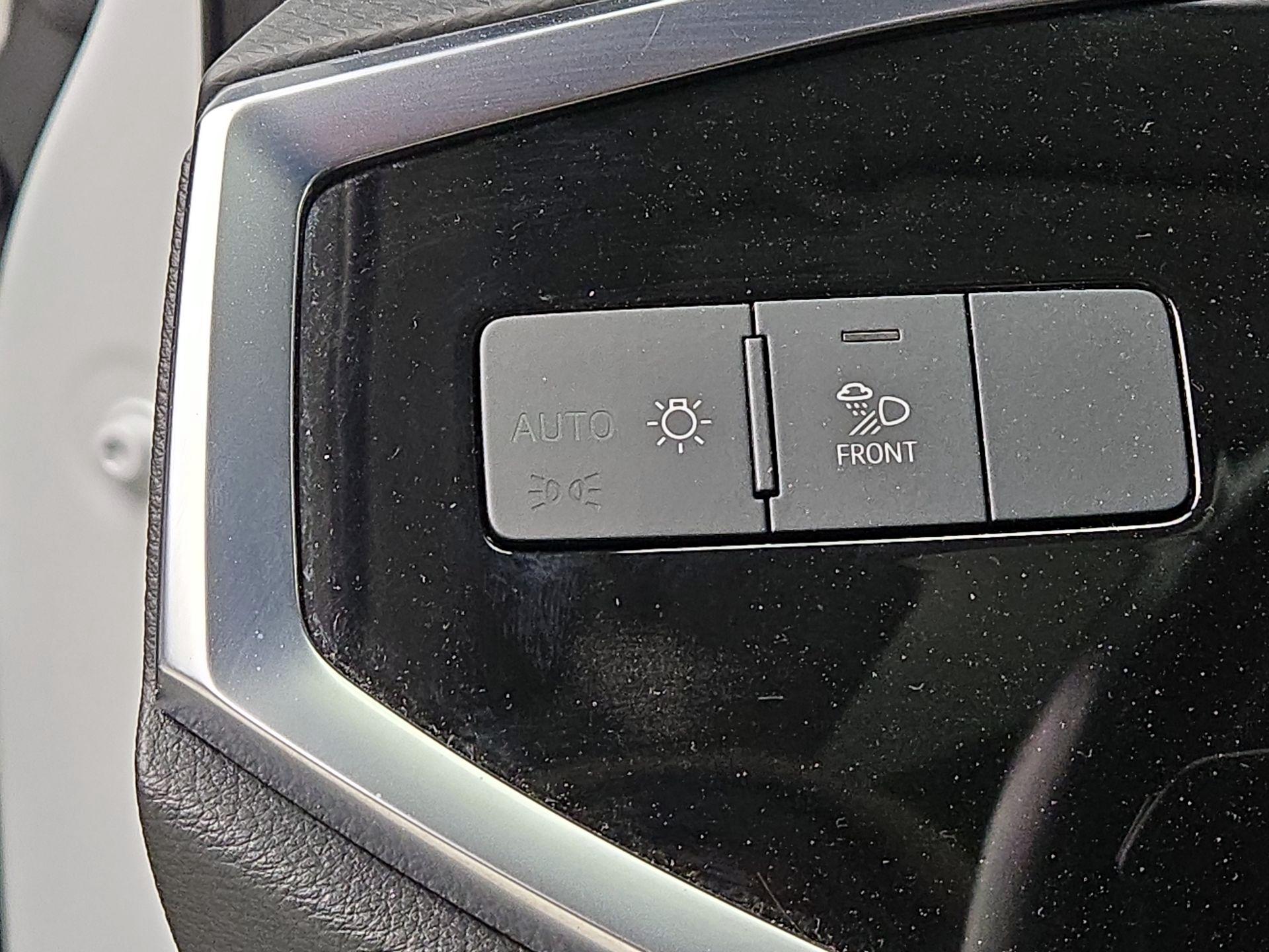 Thumbnail: 2019 Audi Q3 - 13