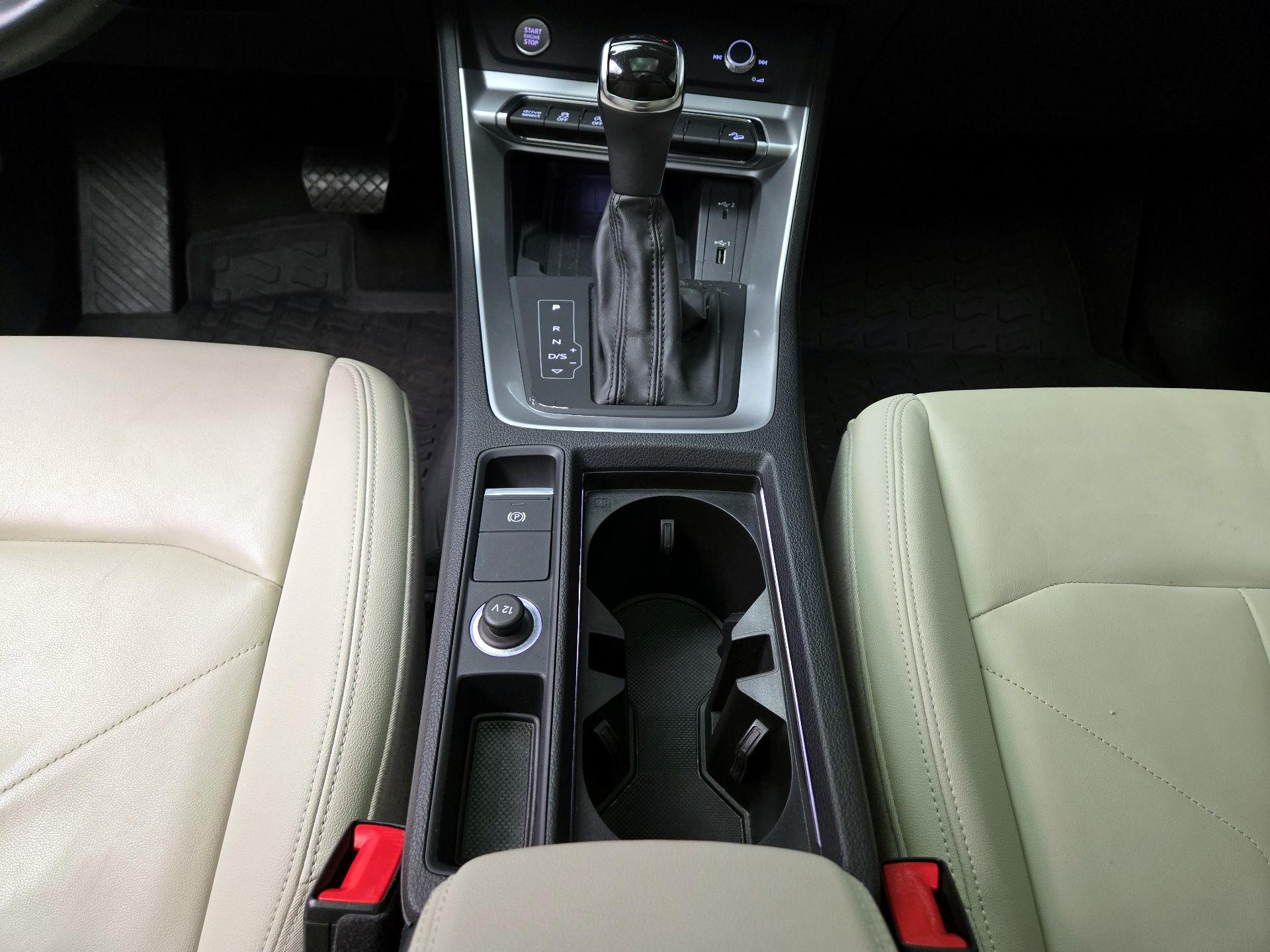 Thumbnail: 2019 Audi Q3 - 18