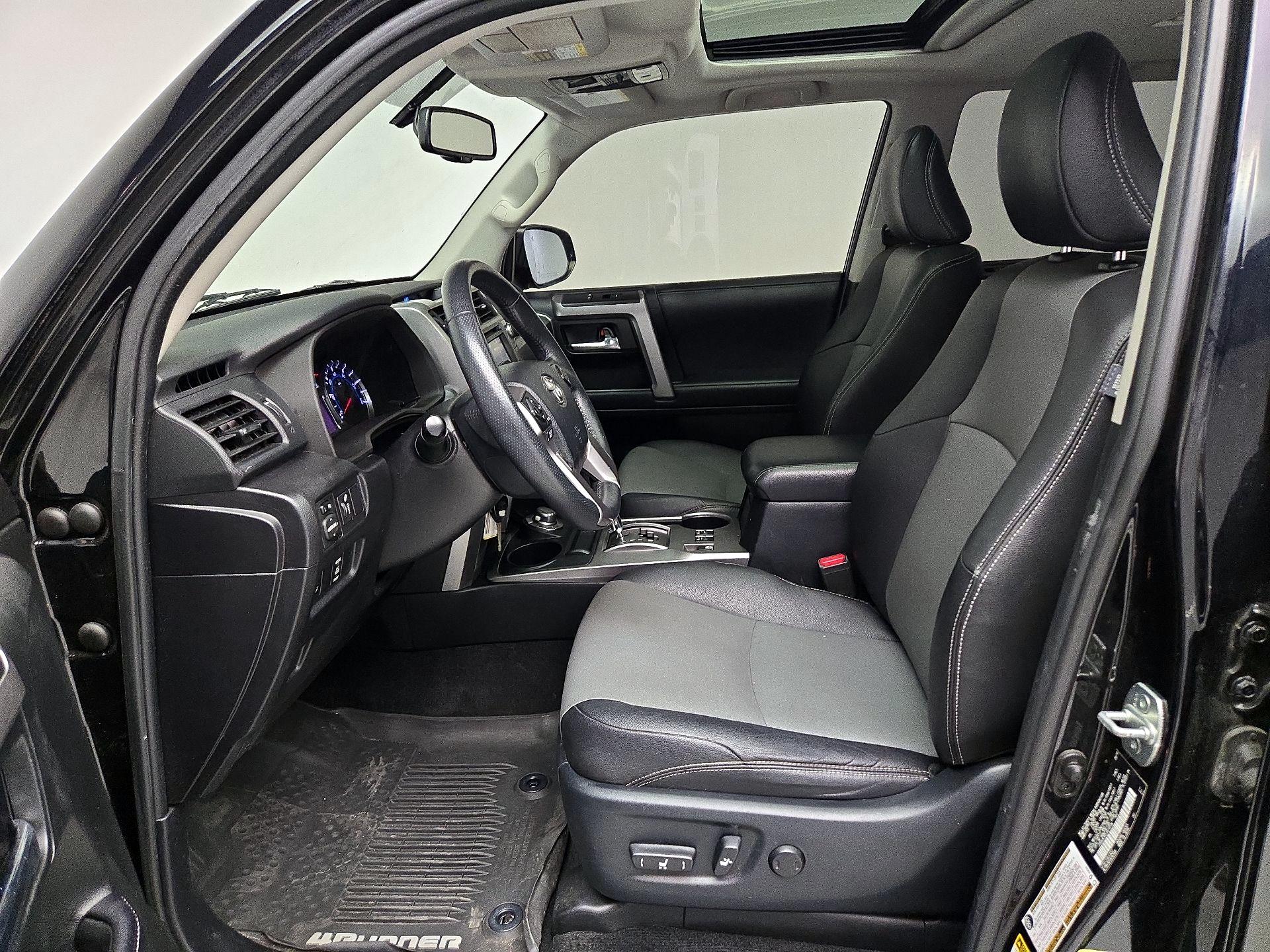 Thumbnail: 2018 Toyota 4Runner - 11