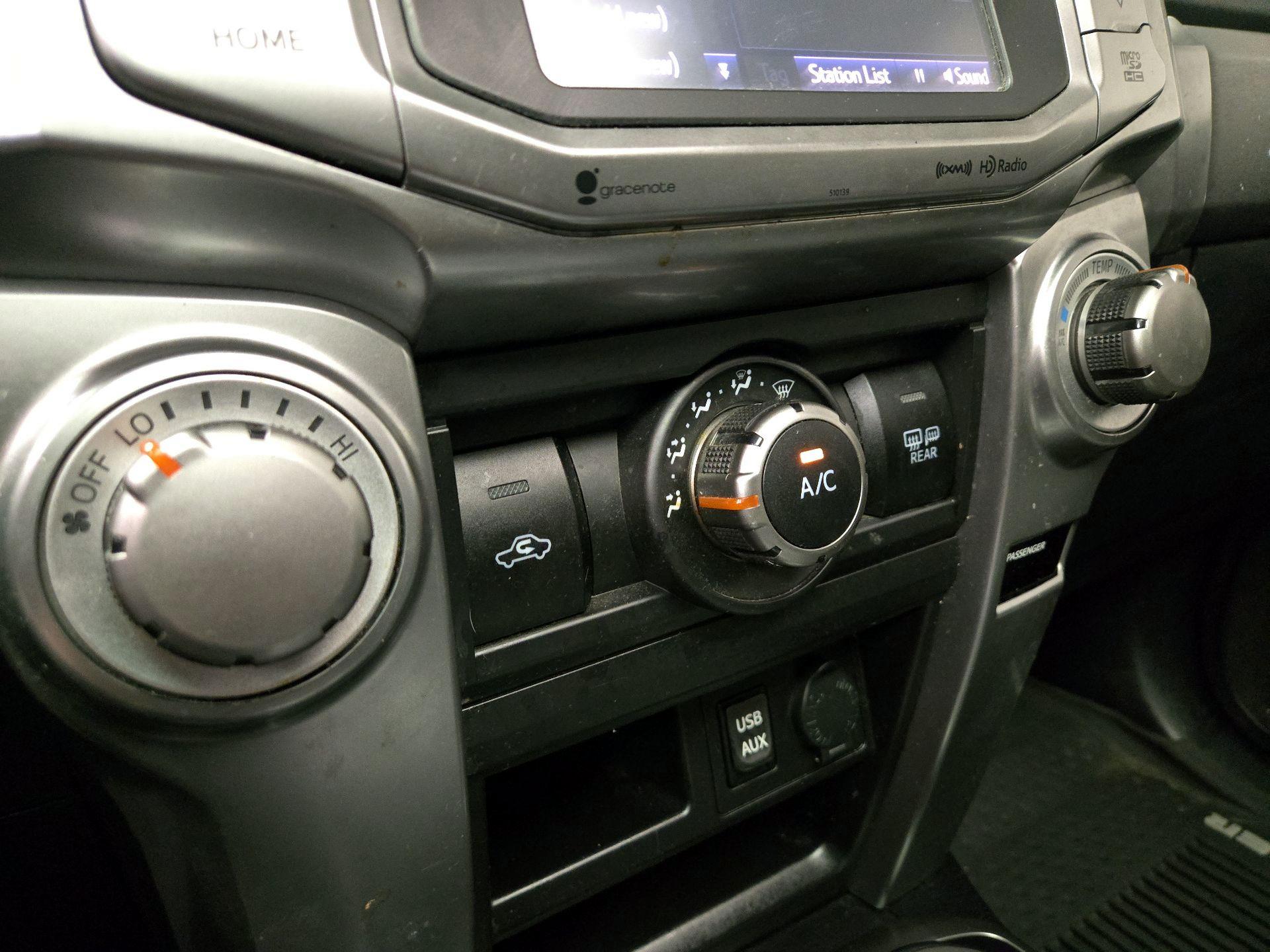 Thumbnail: 2018 Toyota 4Runner - 17