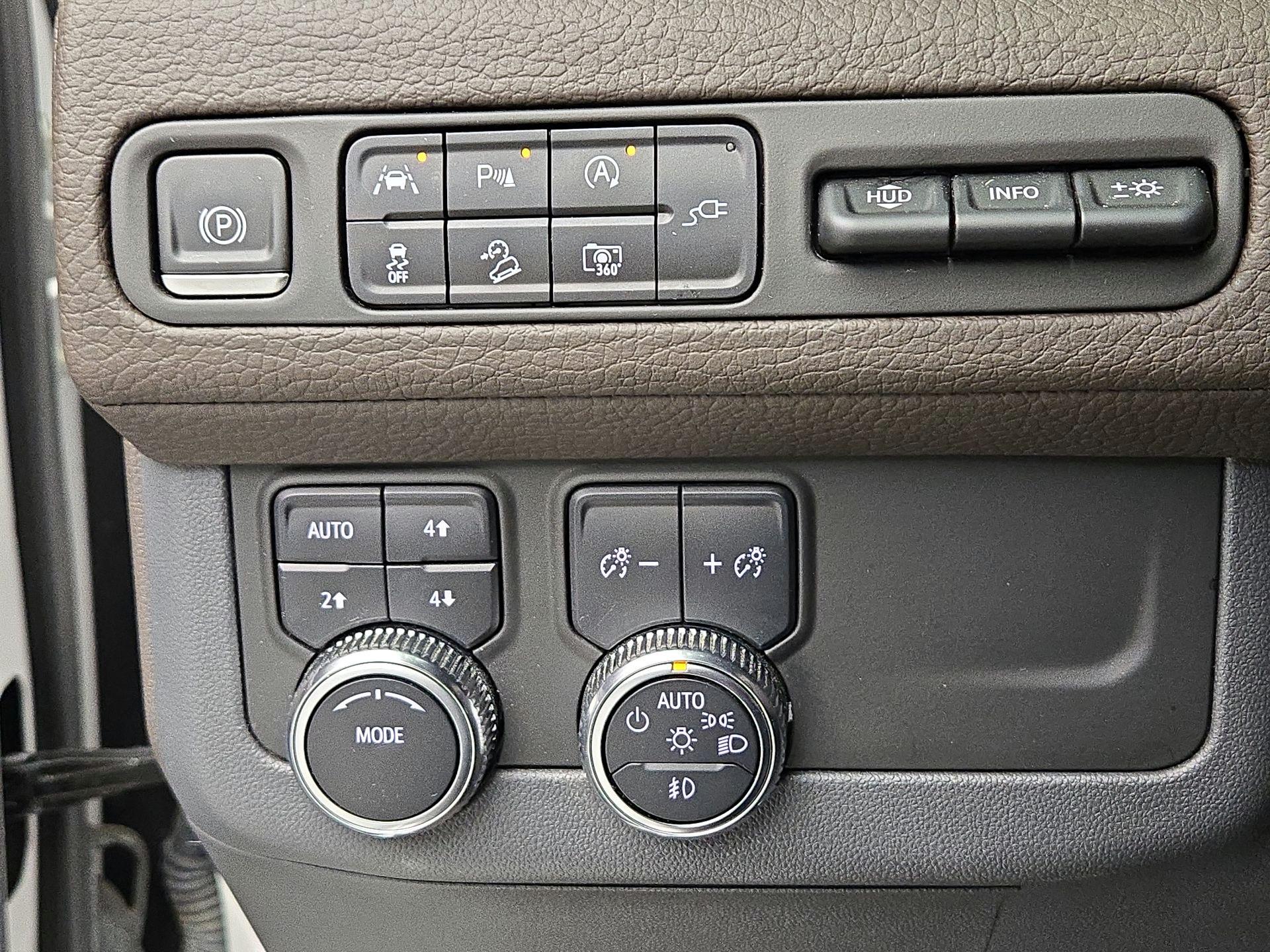 Thumbnail: 2022 GMC Yukon - 13