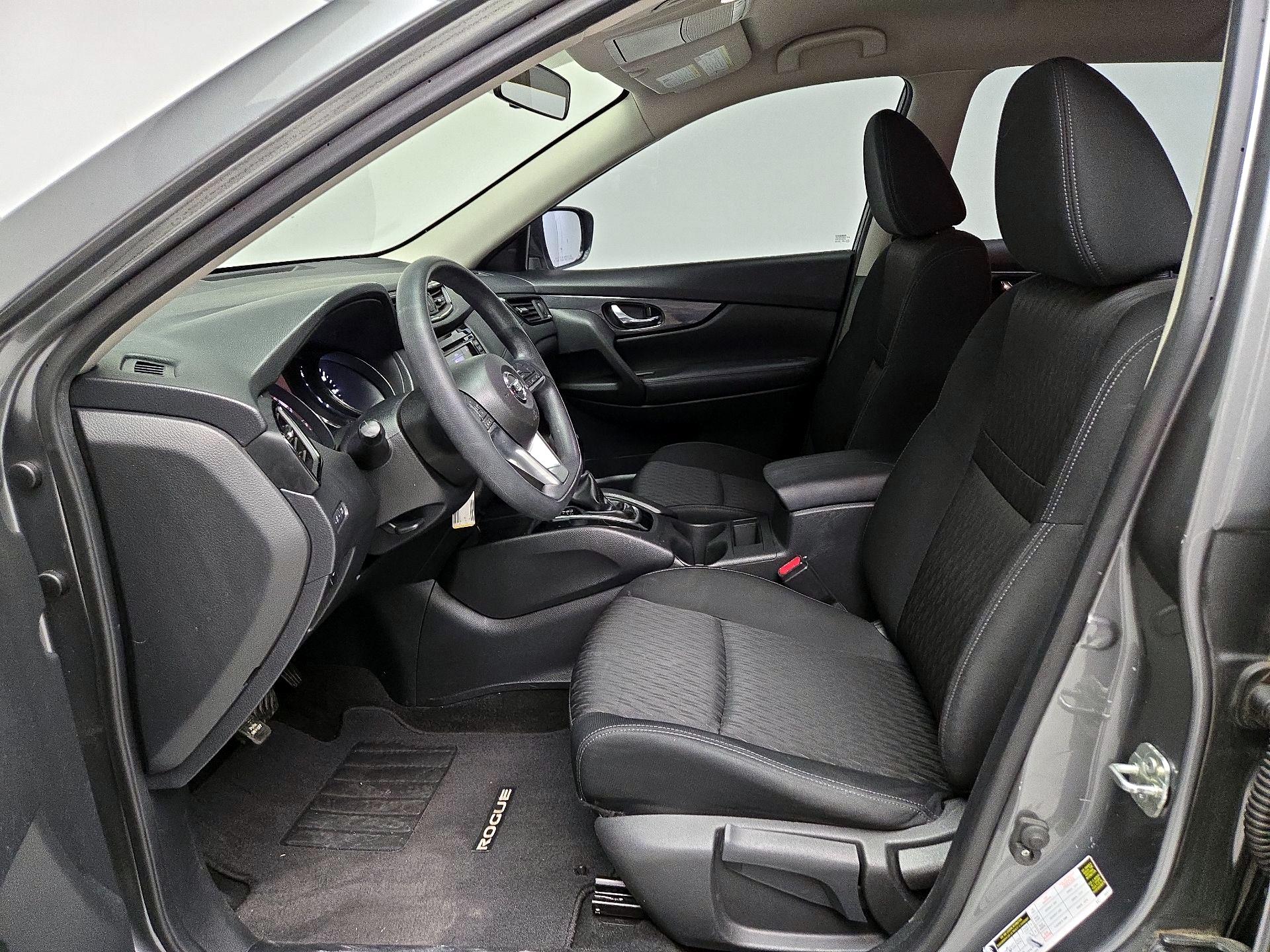 Thumbnail: 2018 Nissan Rogue - 11