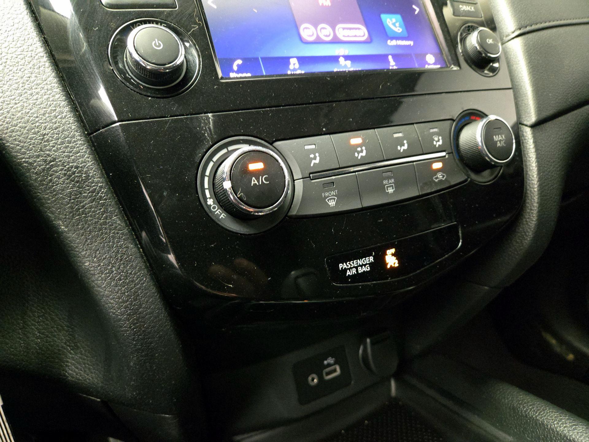 Thumbnail: 2018 Nissan Rogue - 16