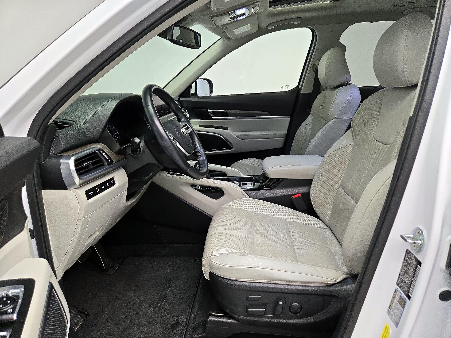 Thumbnail: 2021 Kia Telluride - 11