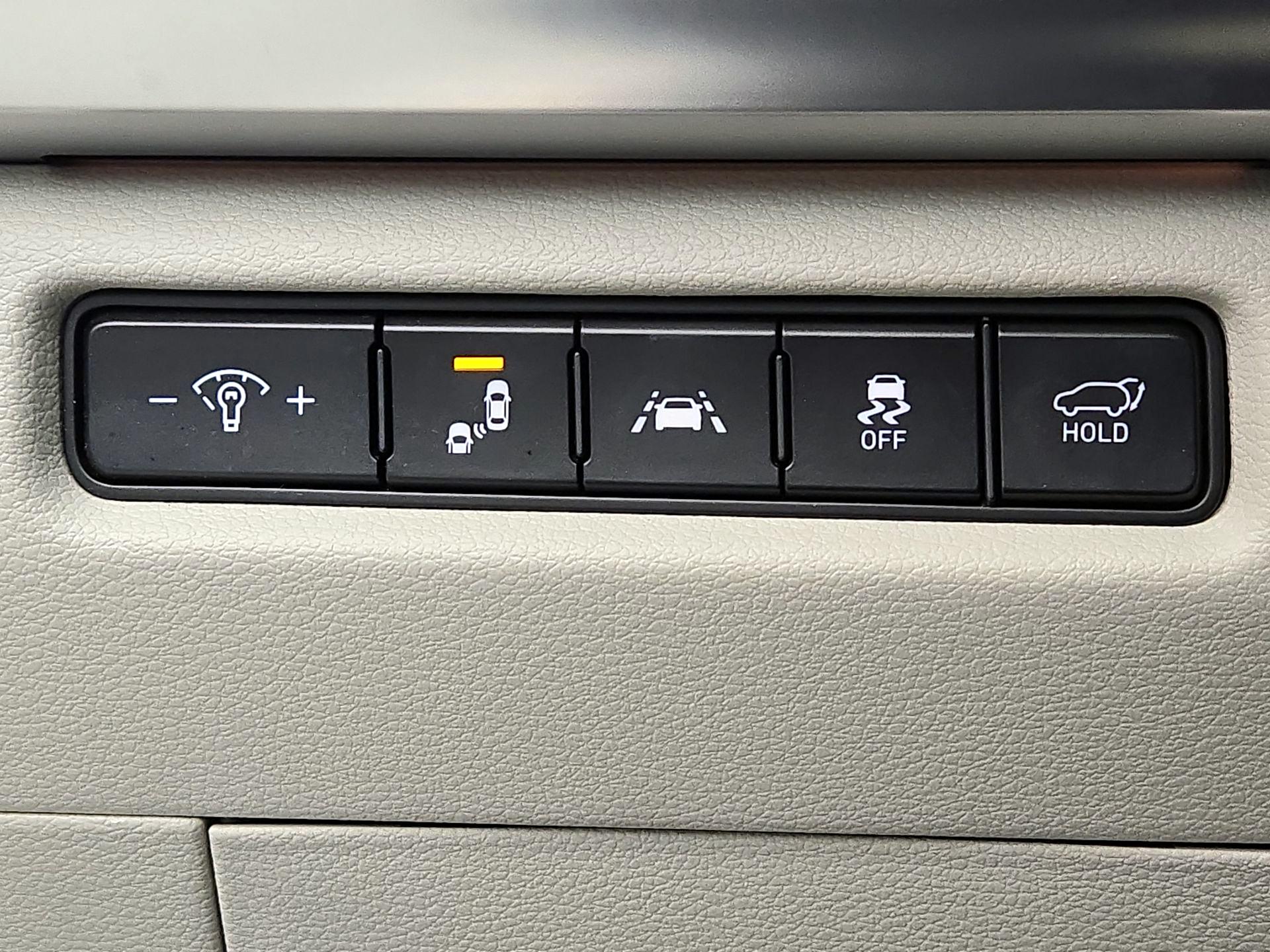 Thumbnail: 2021 Kia Telluride - 13