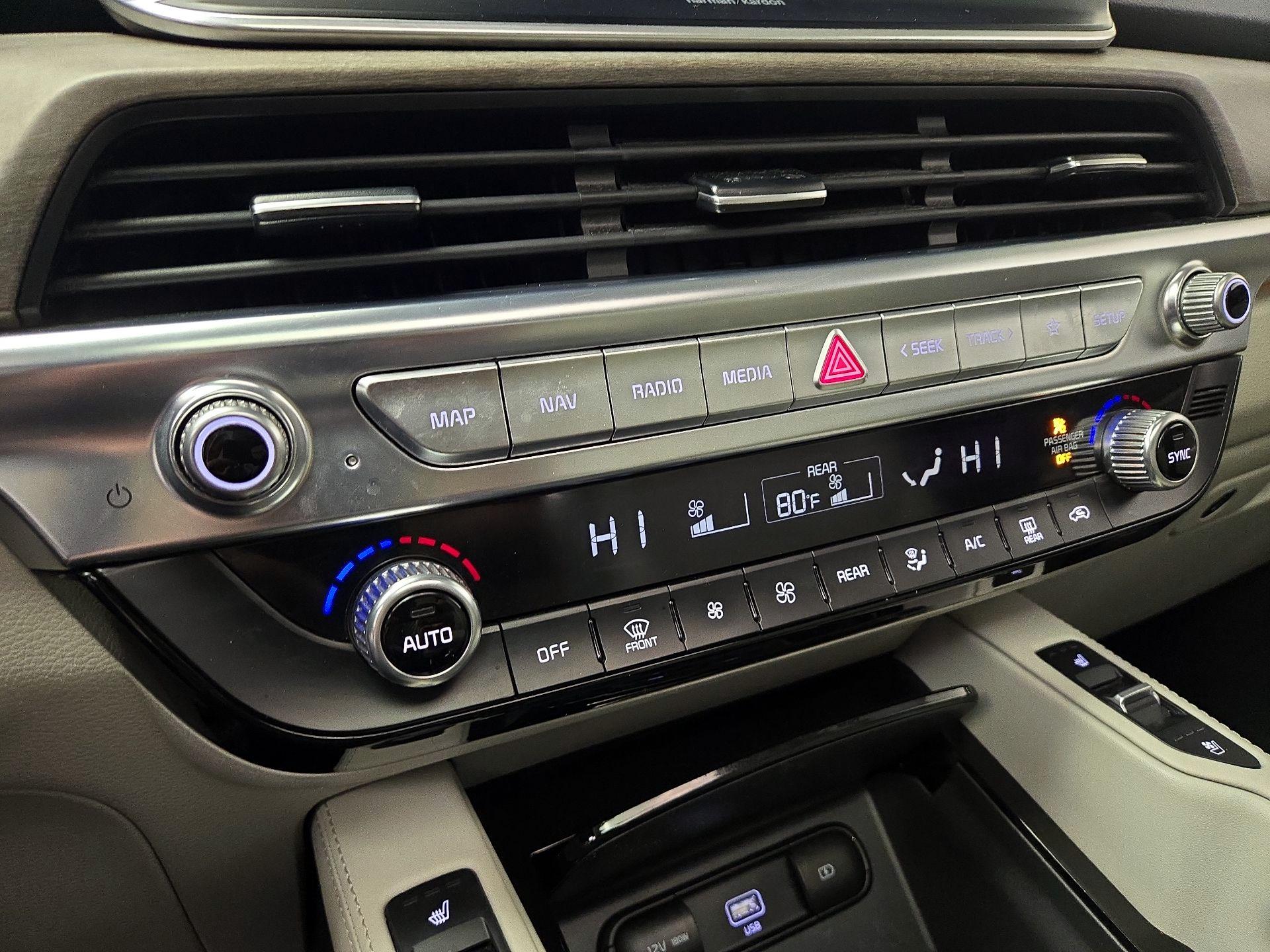 Thumbnail: 2021 Kia Telluride - 17