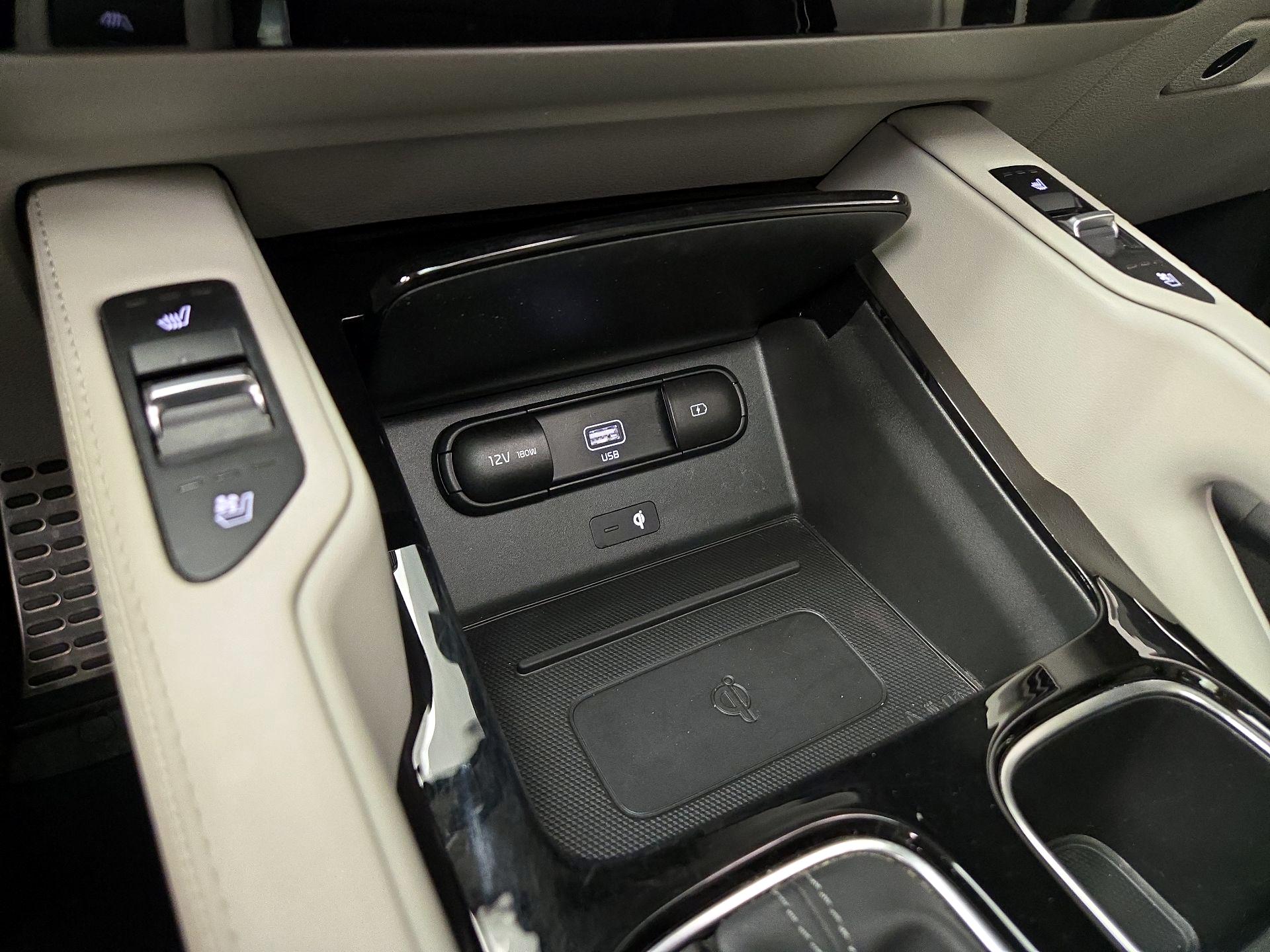 Thumbnail: 2021 Kia Telluride - 19