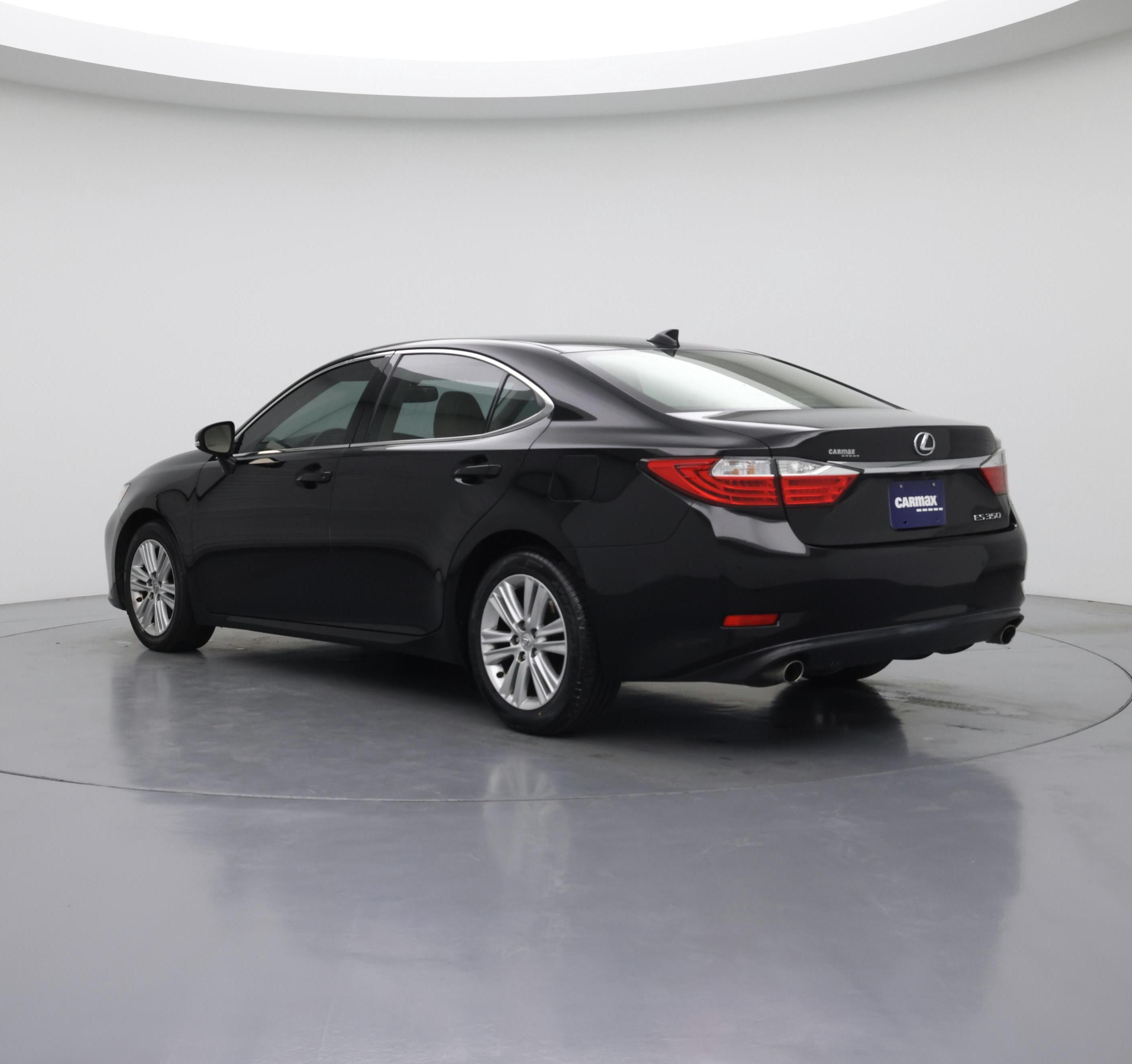 Thumbnail: 2015 Lexus ES - 2