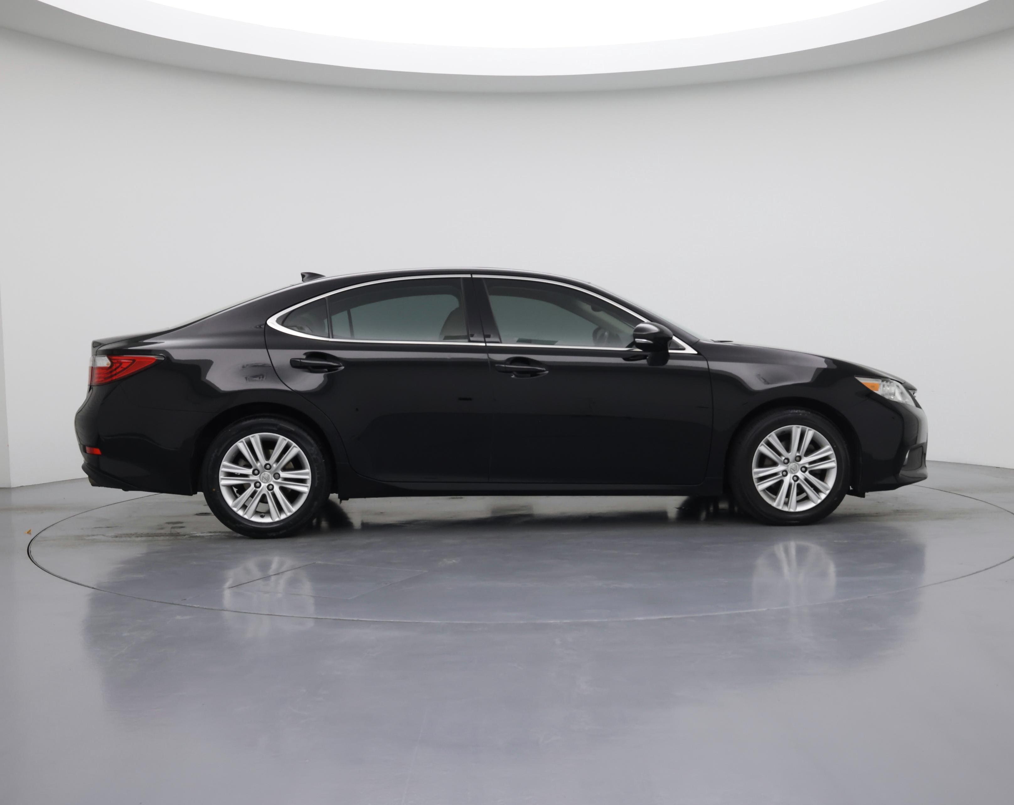 Thumbnail: 2015 Lexus ES - 7