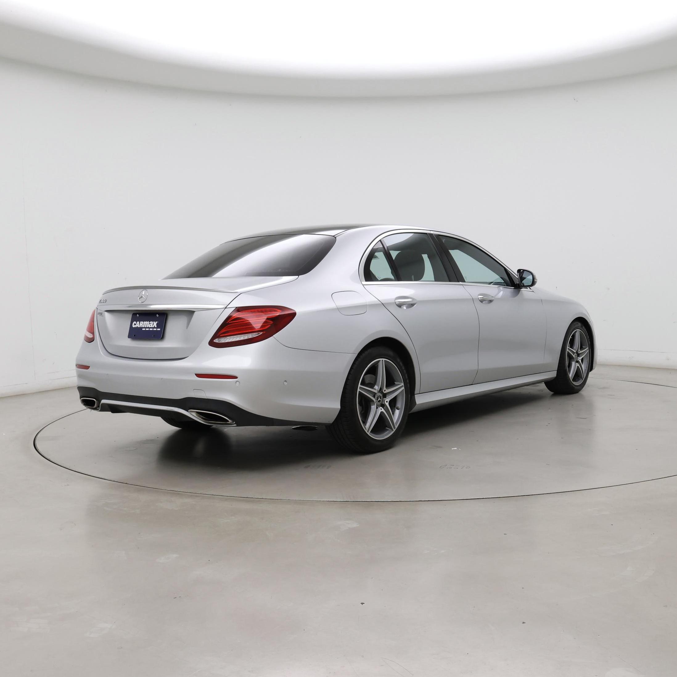 Thumbnail: 2018 Mercedes-Benz E-Class - 8