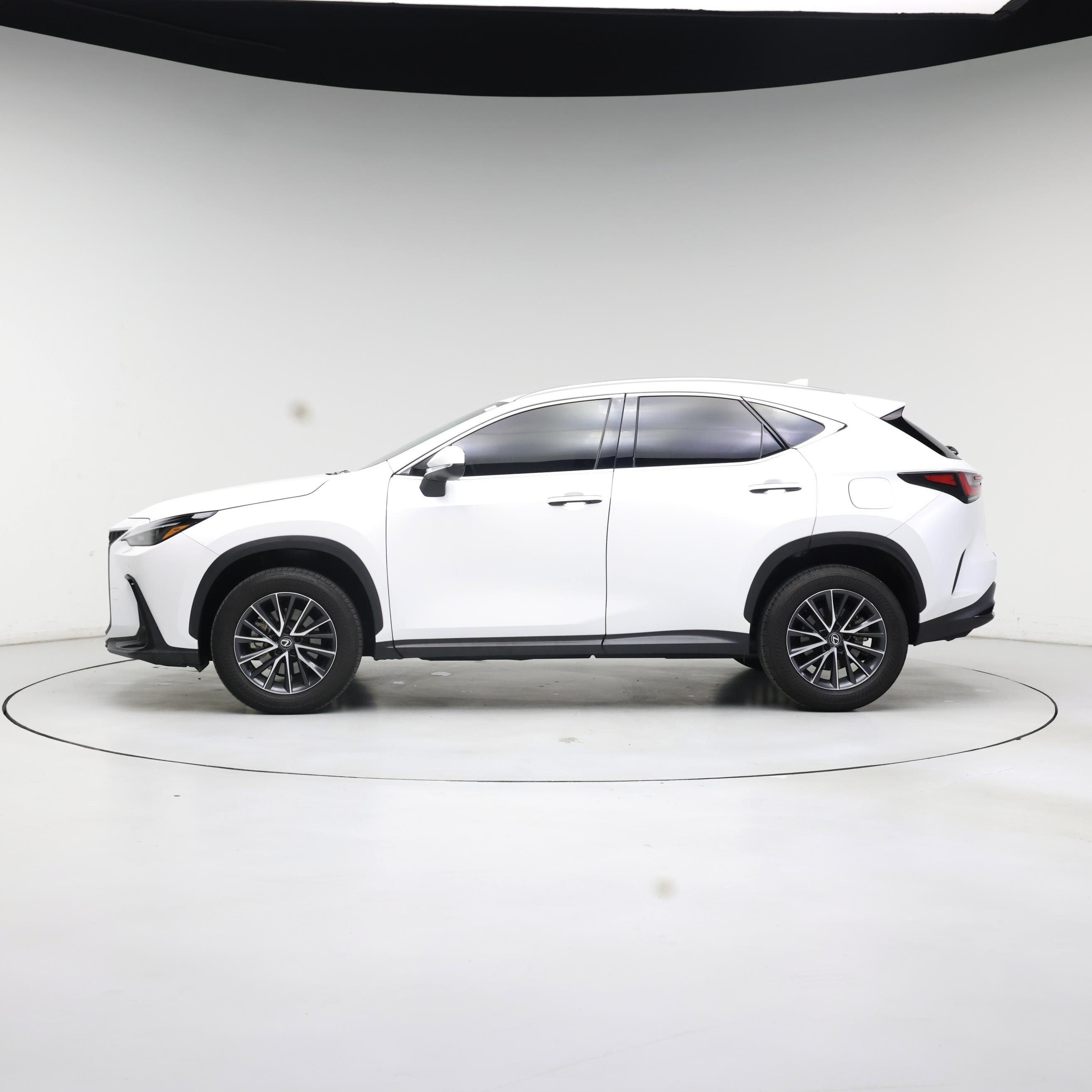 Thumbnail: 2024 Lexus NX - 3