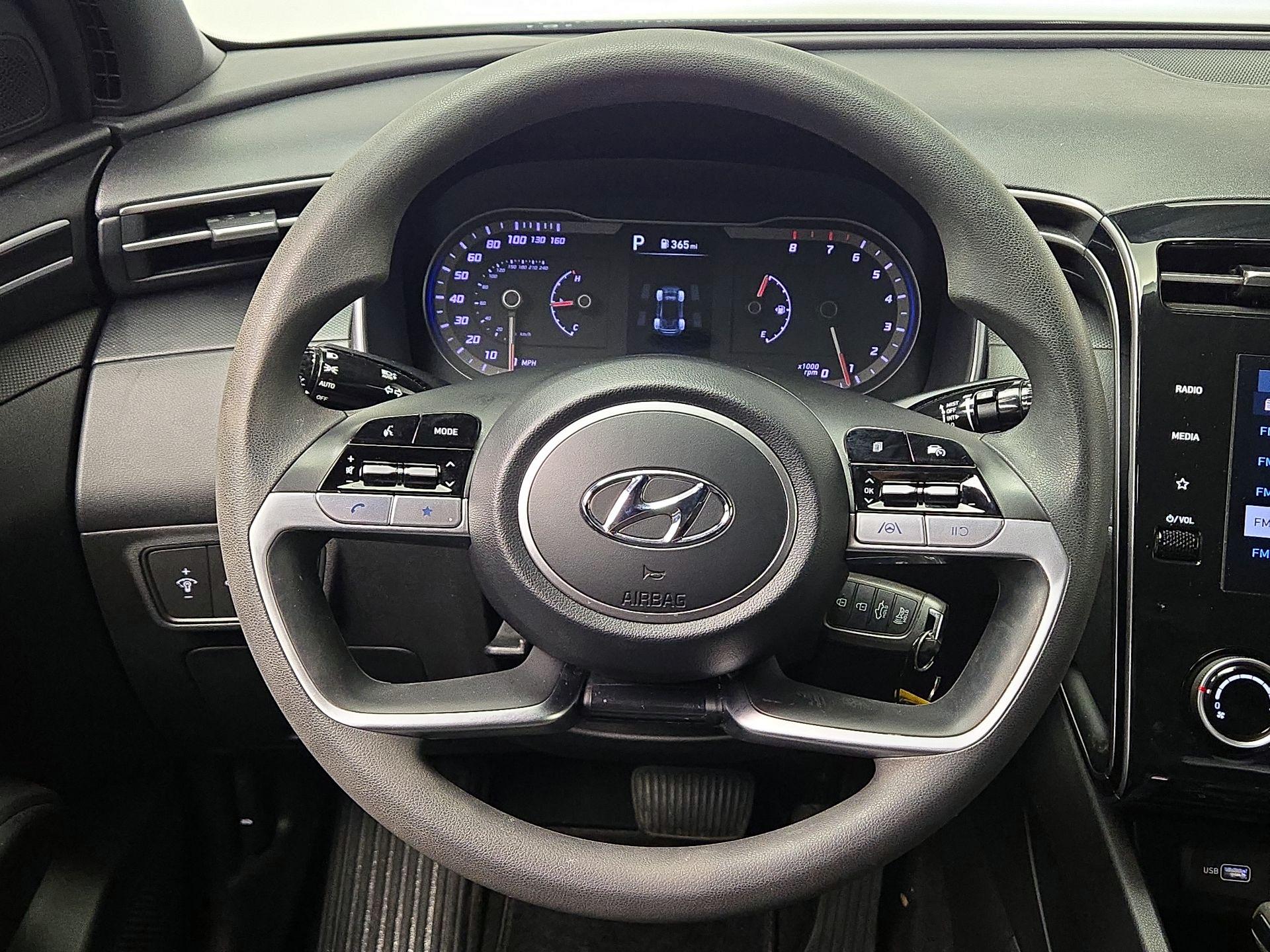 Thumbnail: 2023 Hyundai Santa Cruz - 10