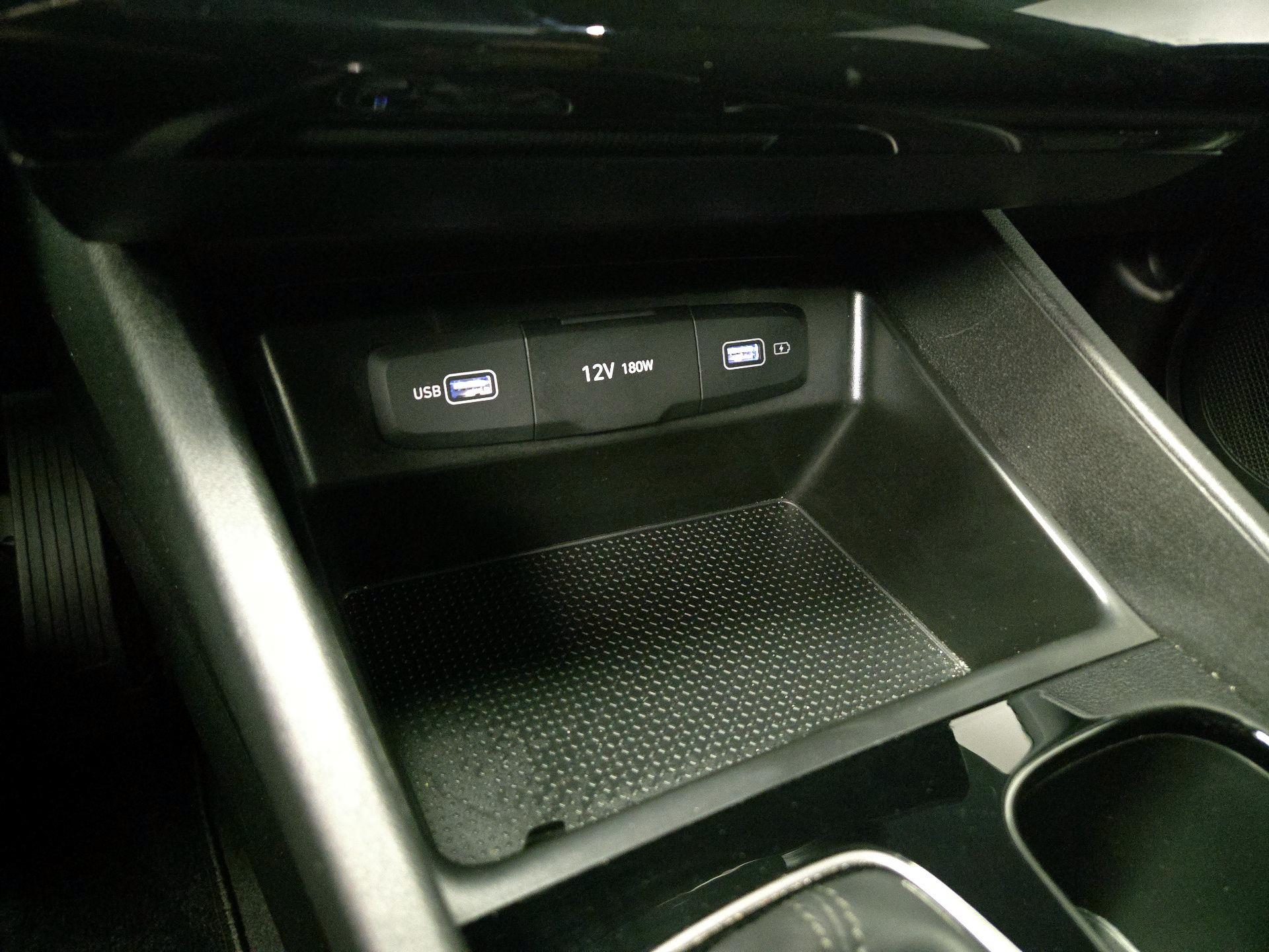 Thumbnail: 2023 Hyundai Santa Cruz - 18