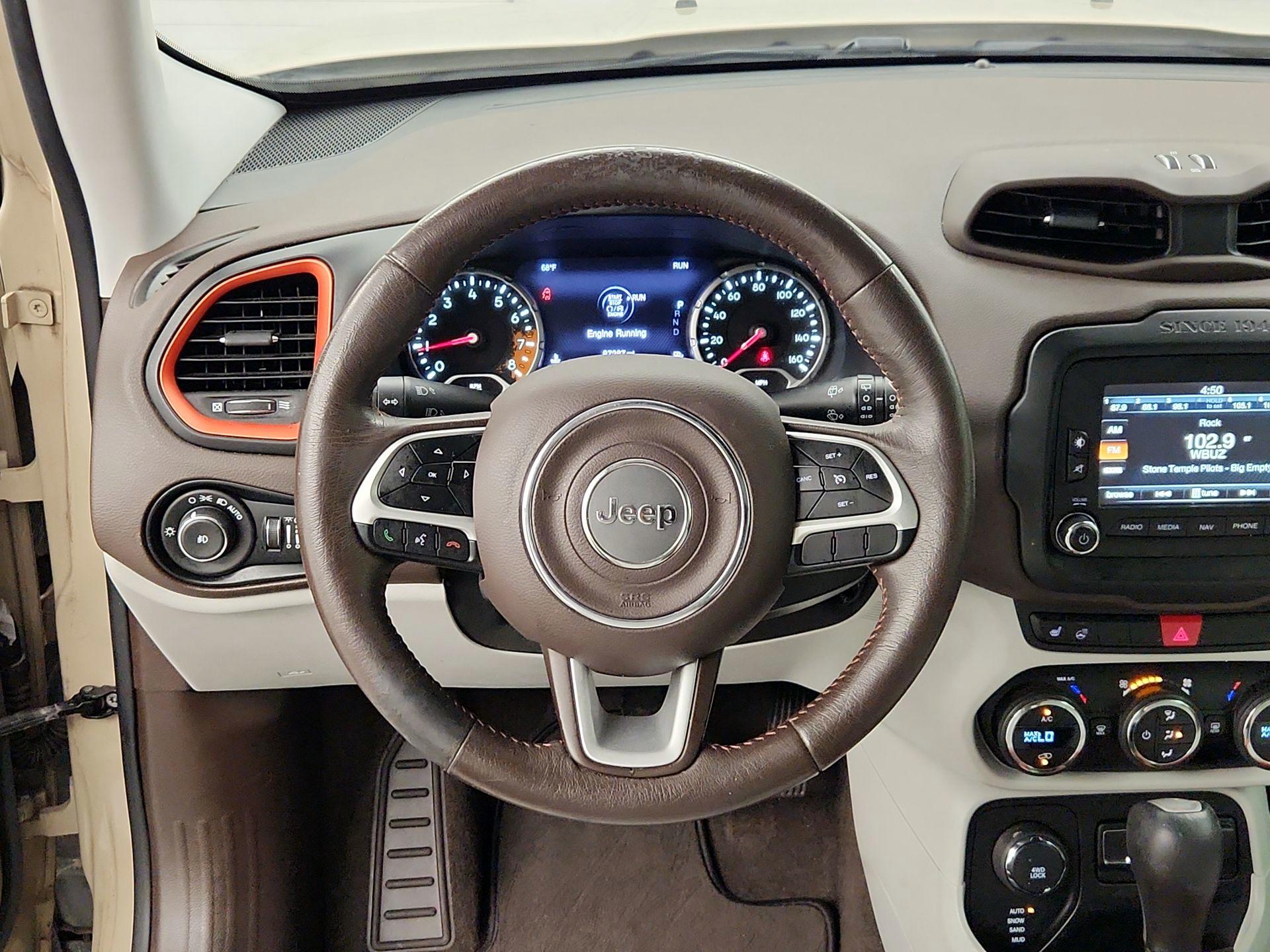 Thumbnail: 2015 Jeep Renegade - 10