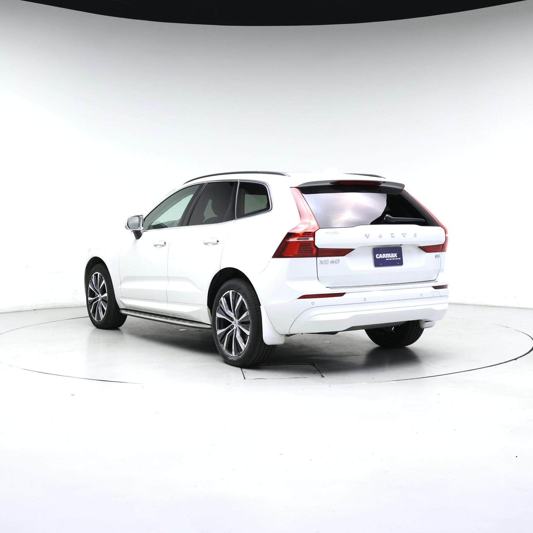 Thumbnail: 2022 Volvo XC60 - 2