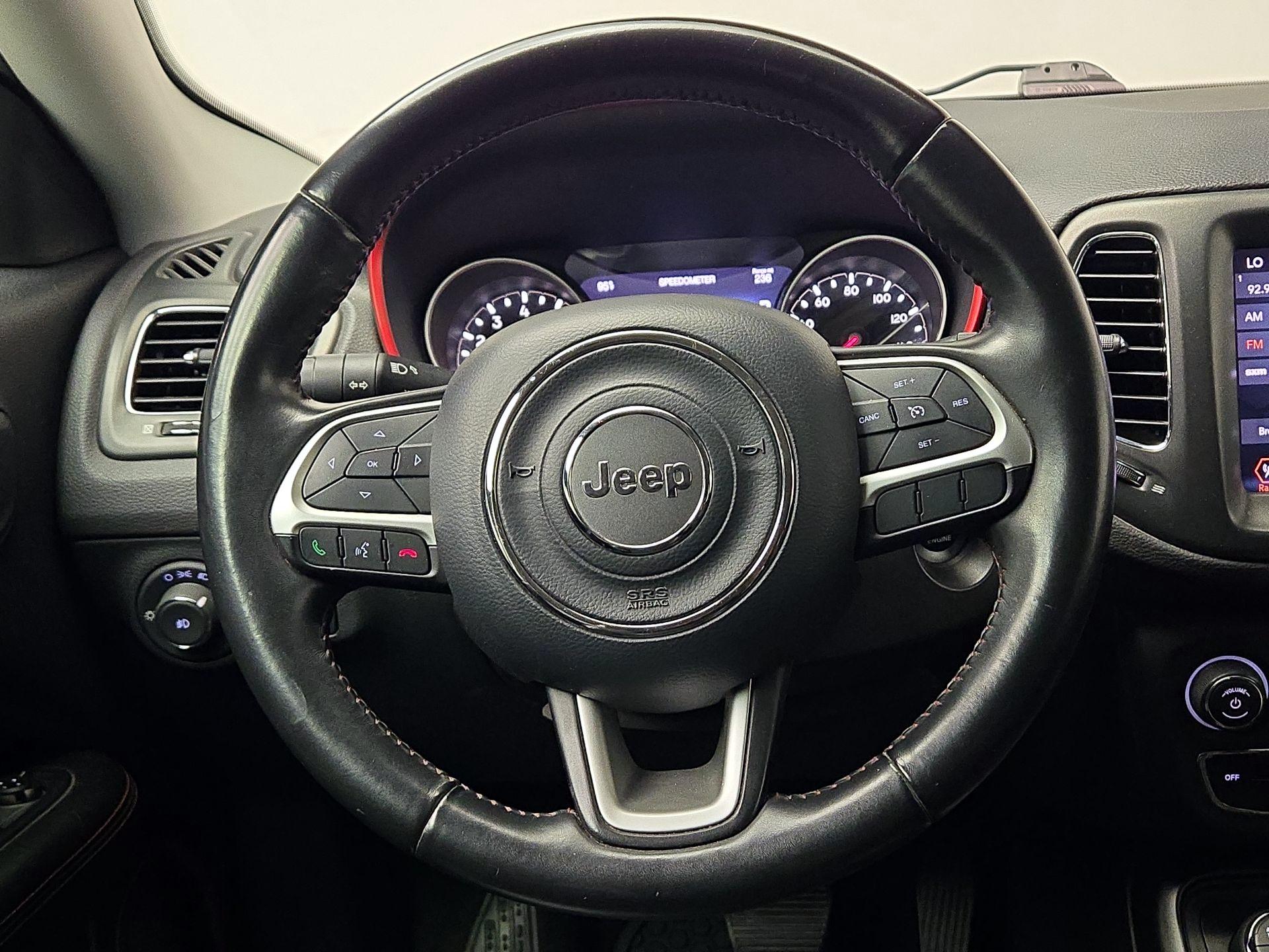 Thumbnail: 2018 Jeep Compass - 10