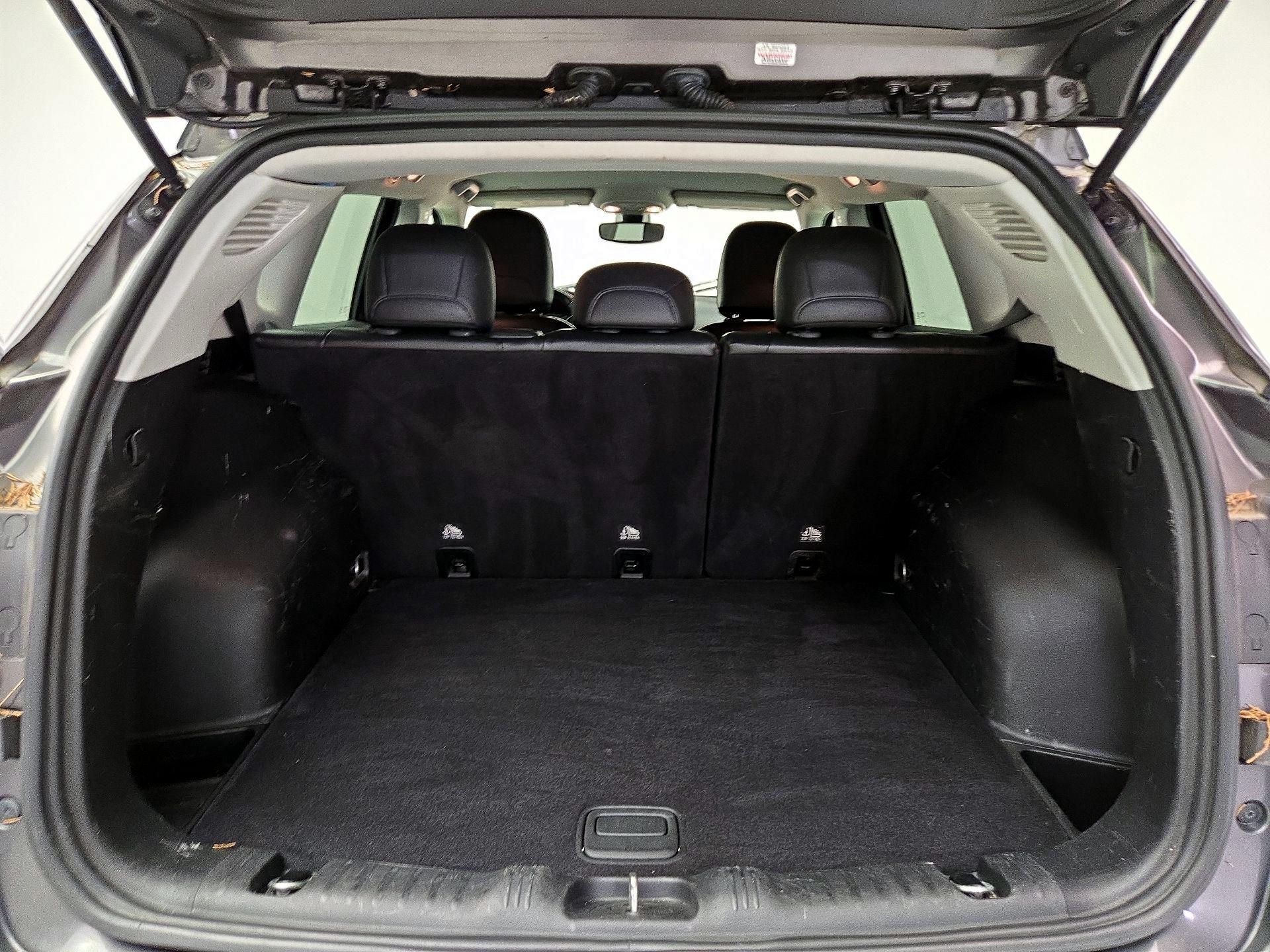 Thumbnail: 2018 Jeep Compass - 20