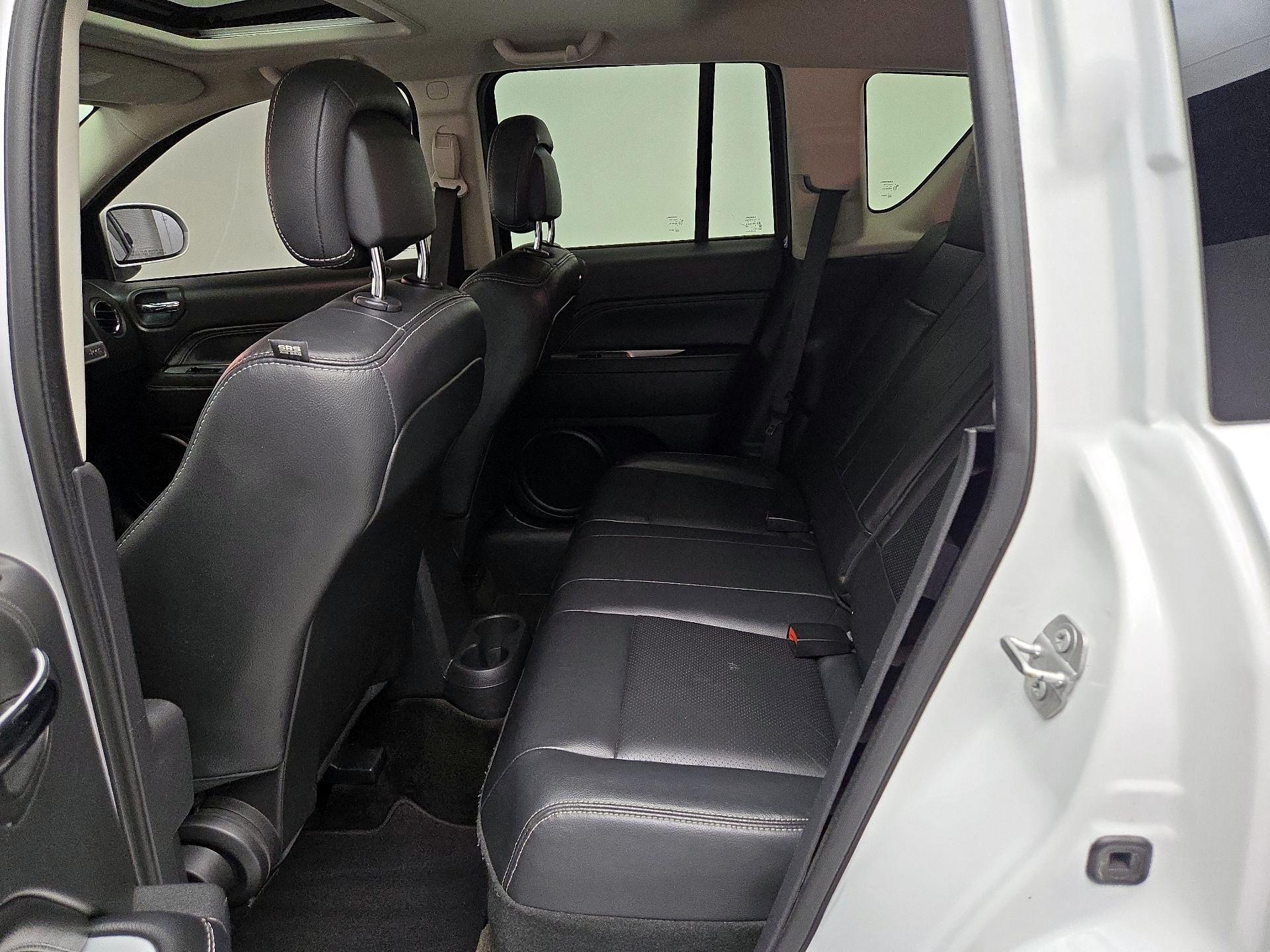 Thumbnail: 2016 Jeep Compass - 19