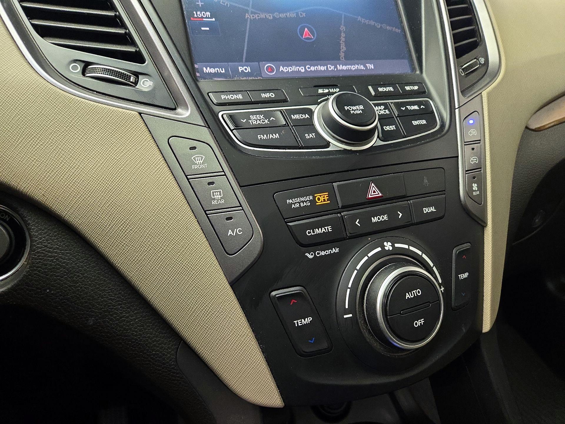 Thumbnail: 2014 Hyundai Santa Fe - 17