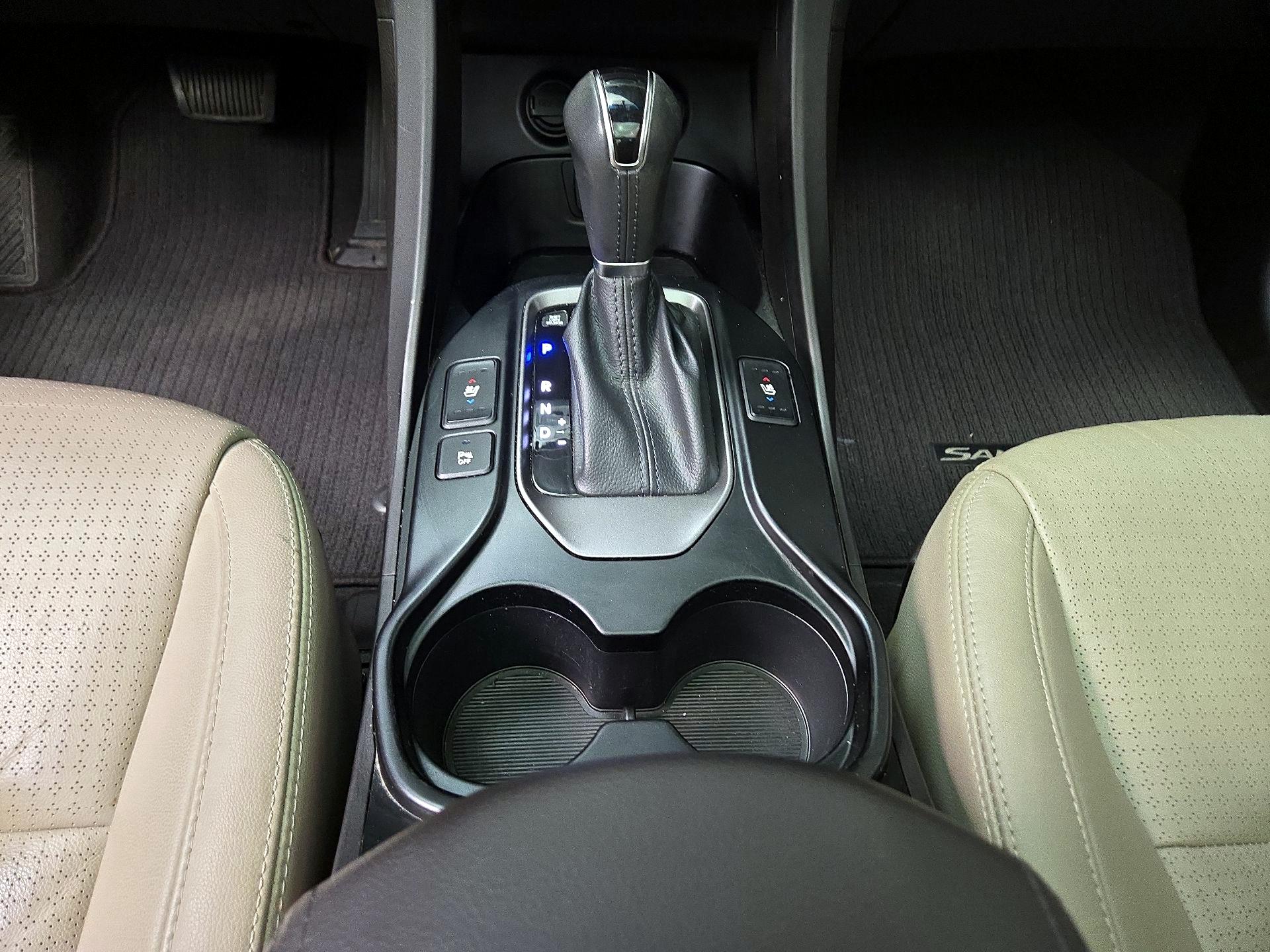 Thumbnail: 2014 Hyundai Santa Fe - 18