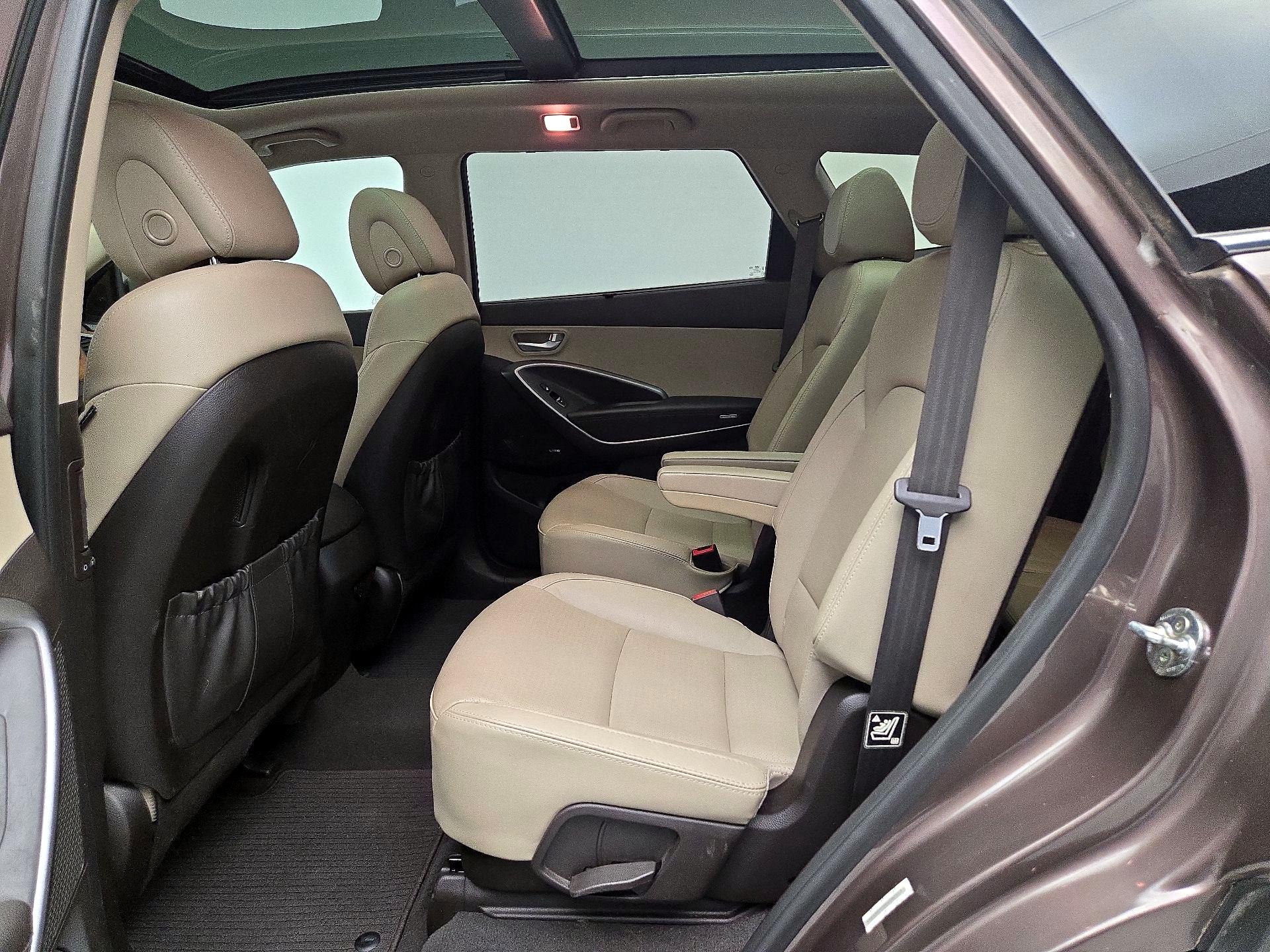 Thumbnail: 2014 Hyundai Santa Fe - 20