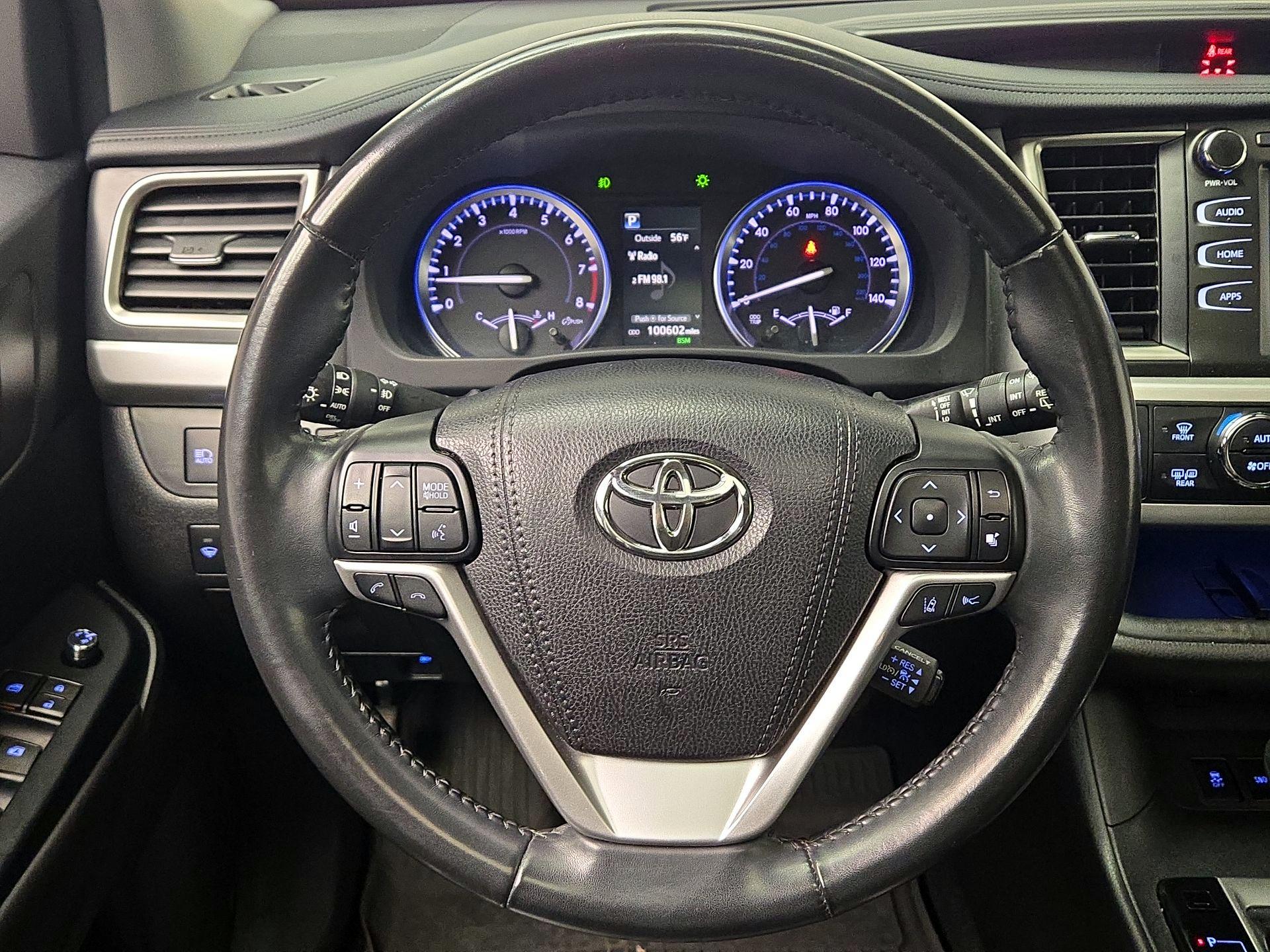 Thumbnail: 2017 Toyota Highlander - 10