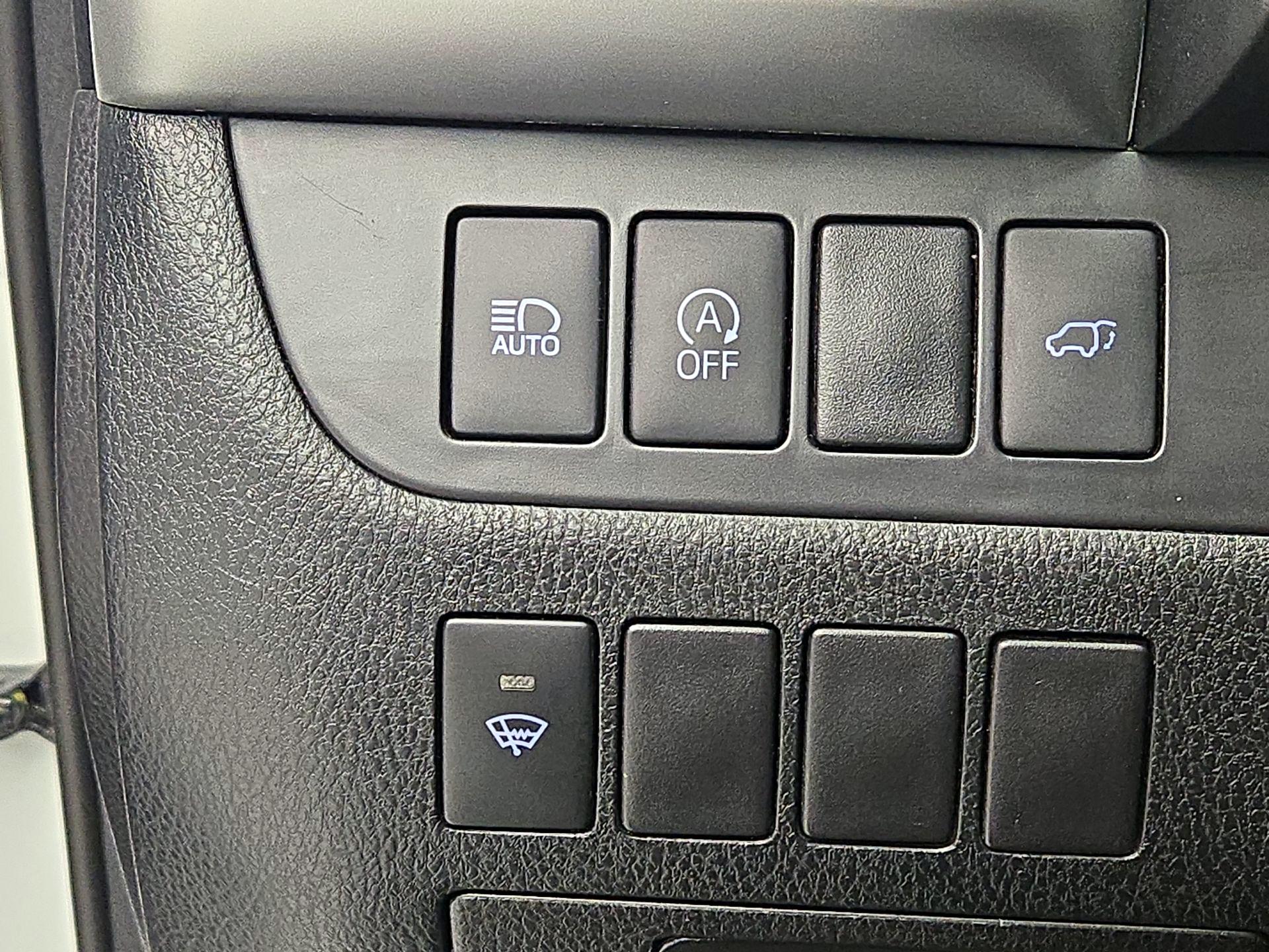 Thumbnail: 2017 Toyota Highlander - 13