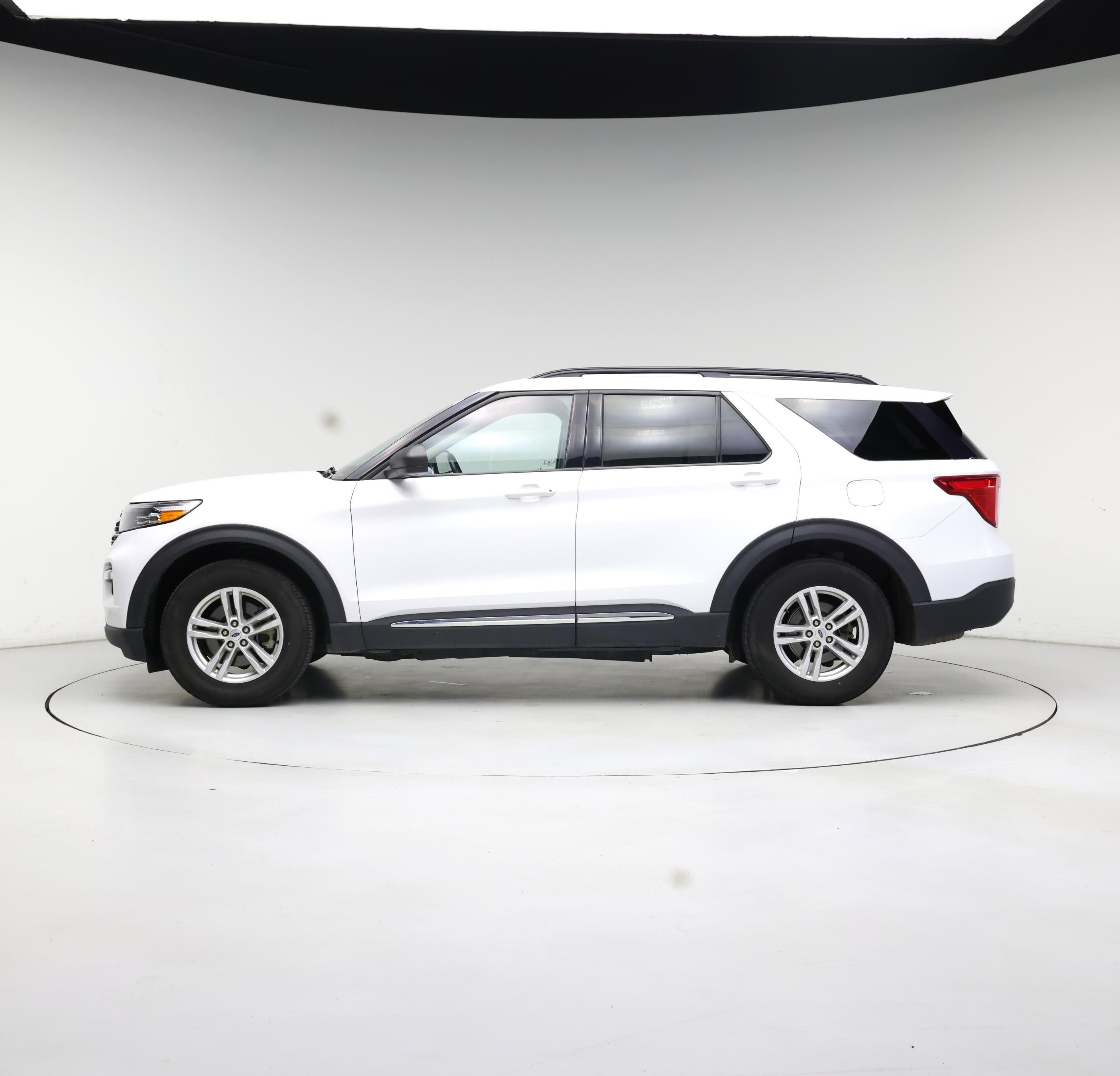 Thumbnail: 2023 Ford Explorer - 3
