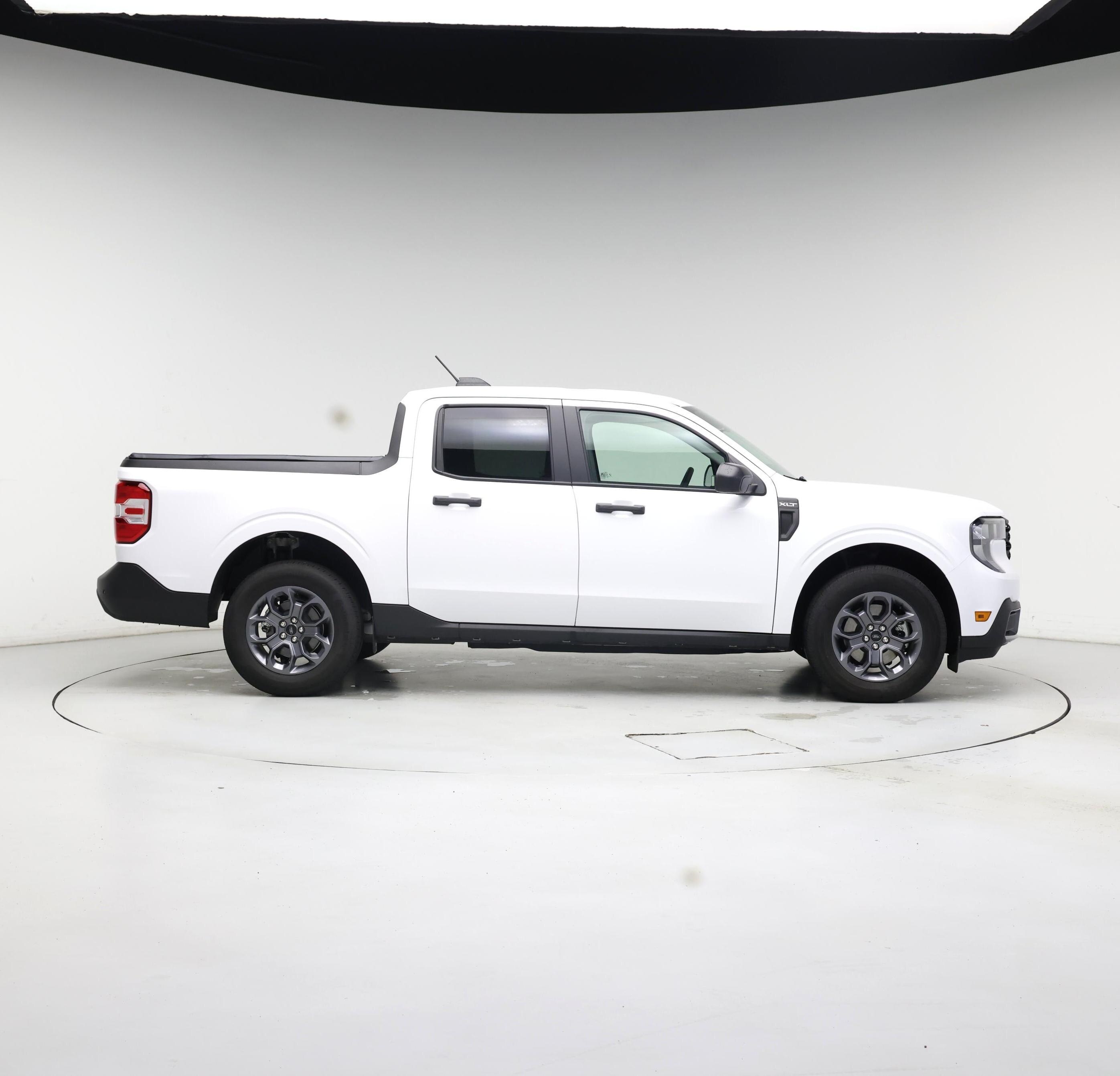 Thumbnail: 2025 Ford Maverick - 7