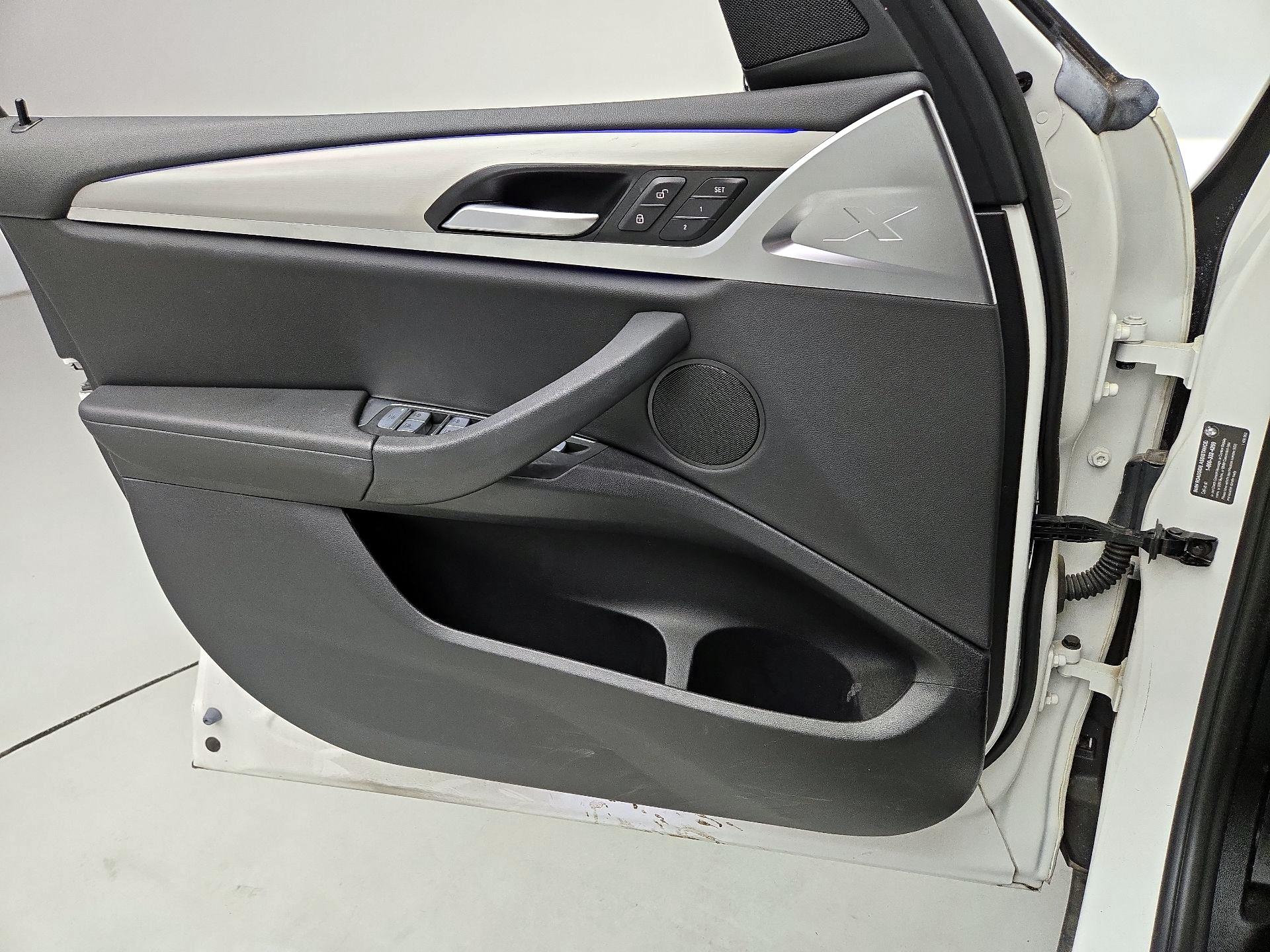 Thumbnail: 2021 BMW X3 - 12