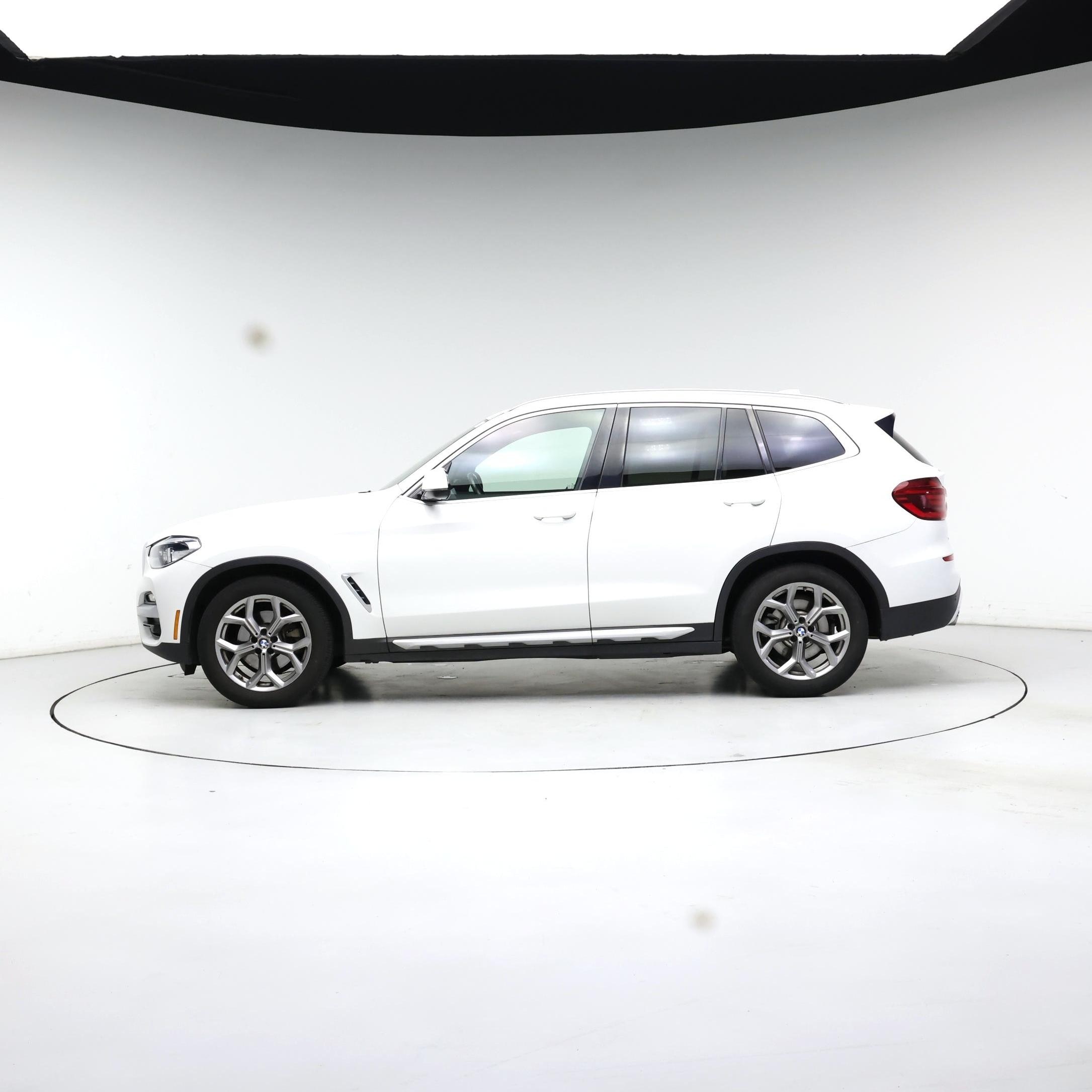 Thumbnail: 2021 BMW X3 - 3