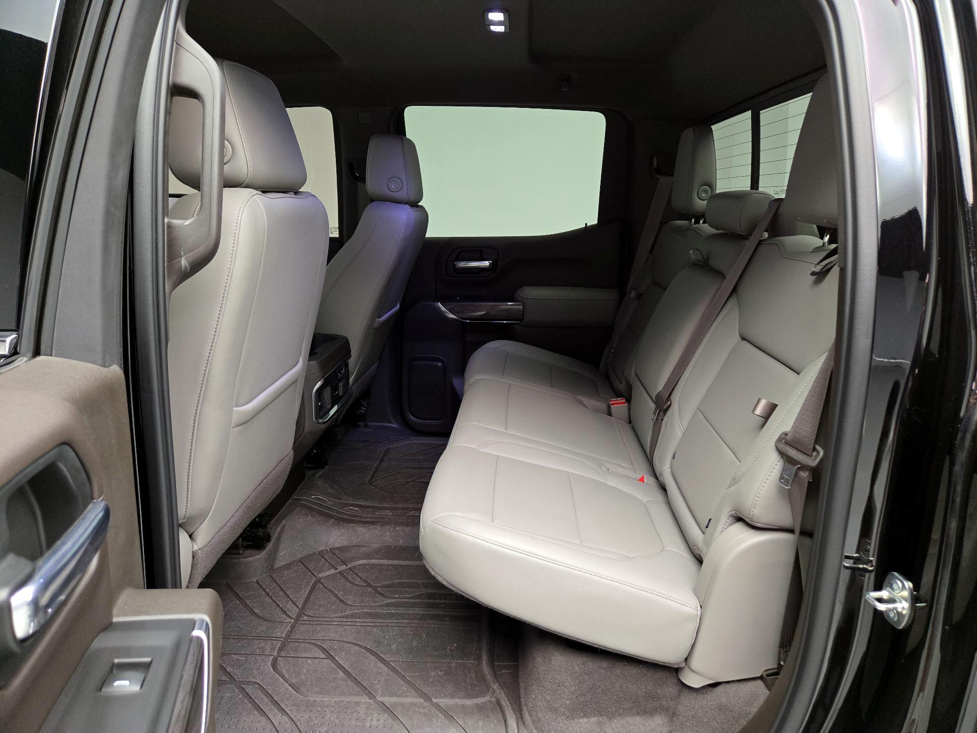 Thumbnail: 2019 Chevrolet Silverado 1500 - 20