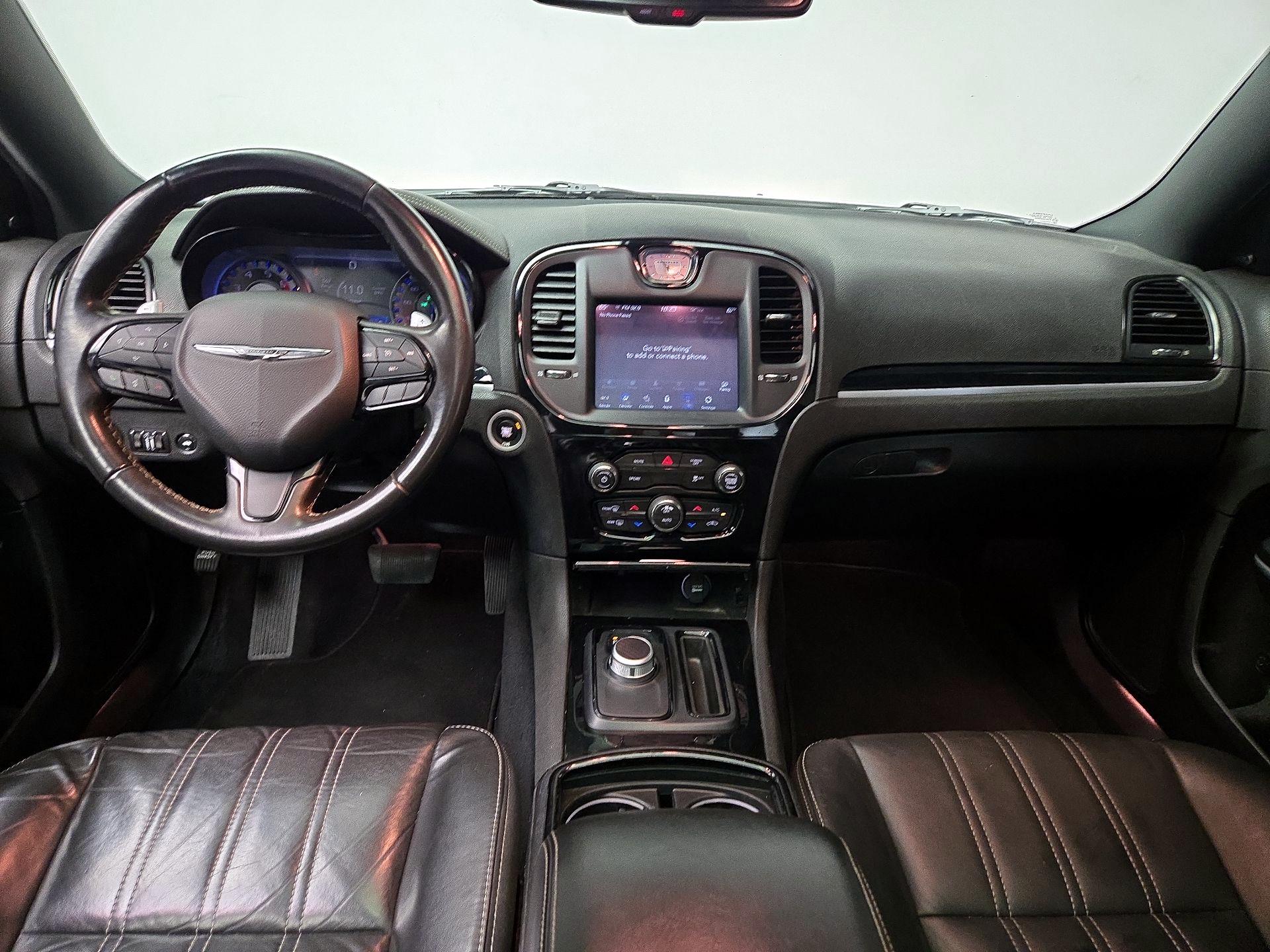 Thumbnail: 2020 Chrysler 300 - 9