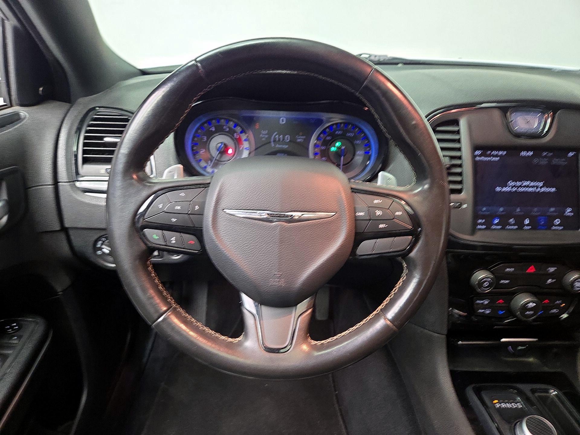 Thumbnail: 2020 Chrysler 300 - 10