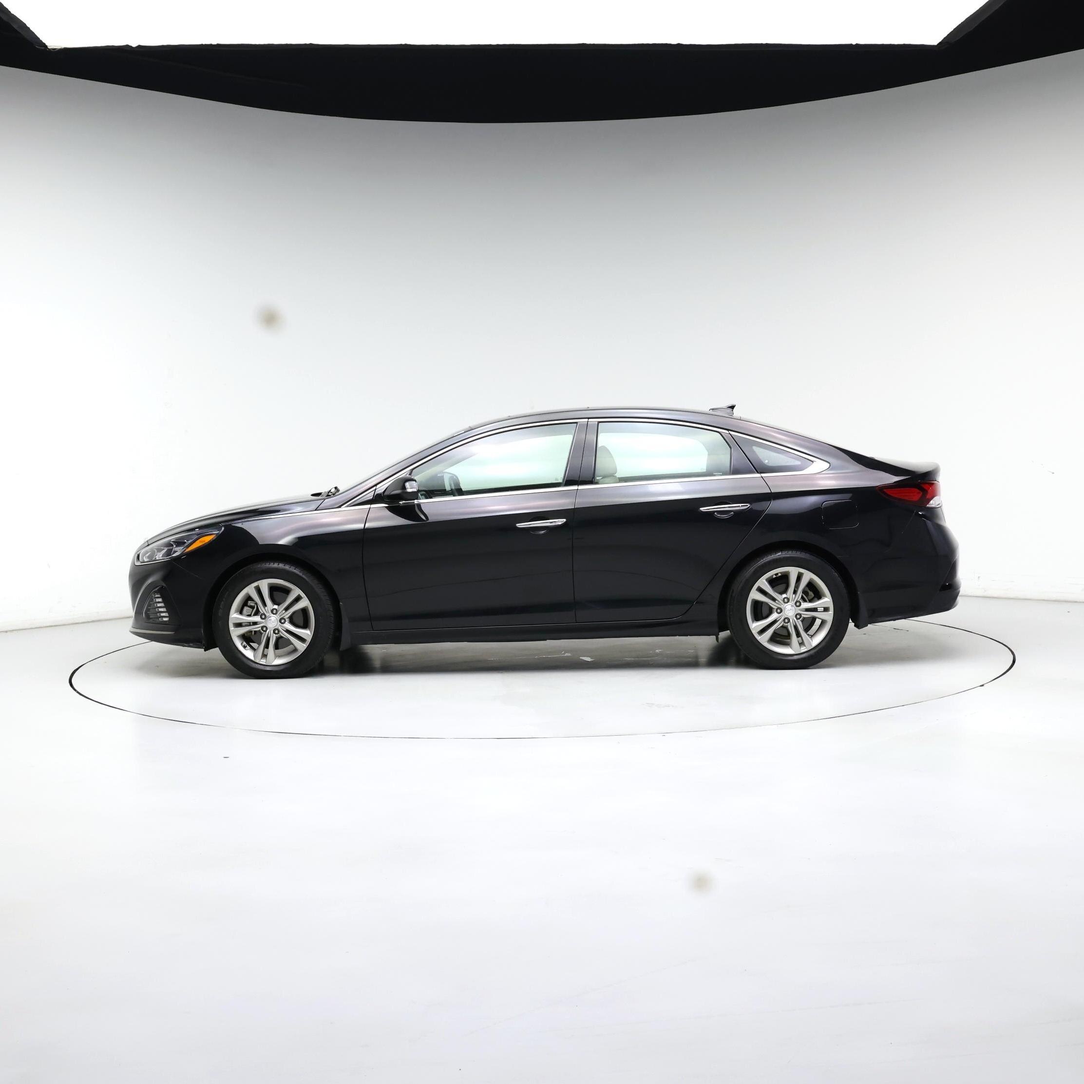 Thumbnail: 2019 Hyundai Sonata - 3