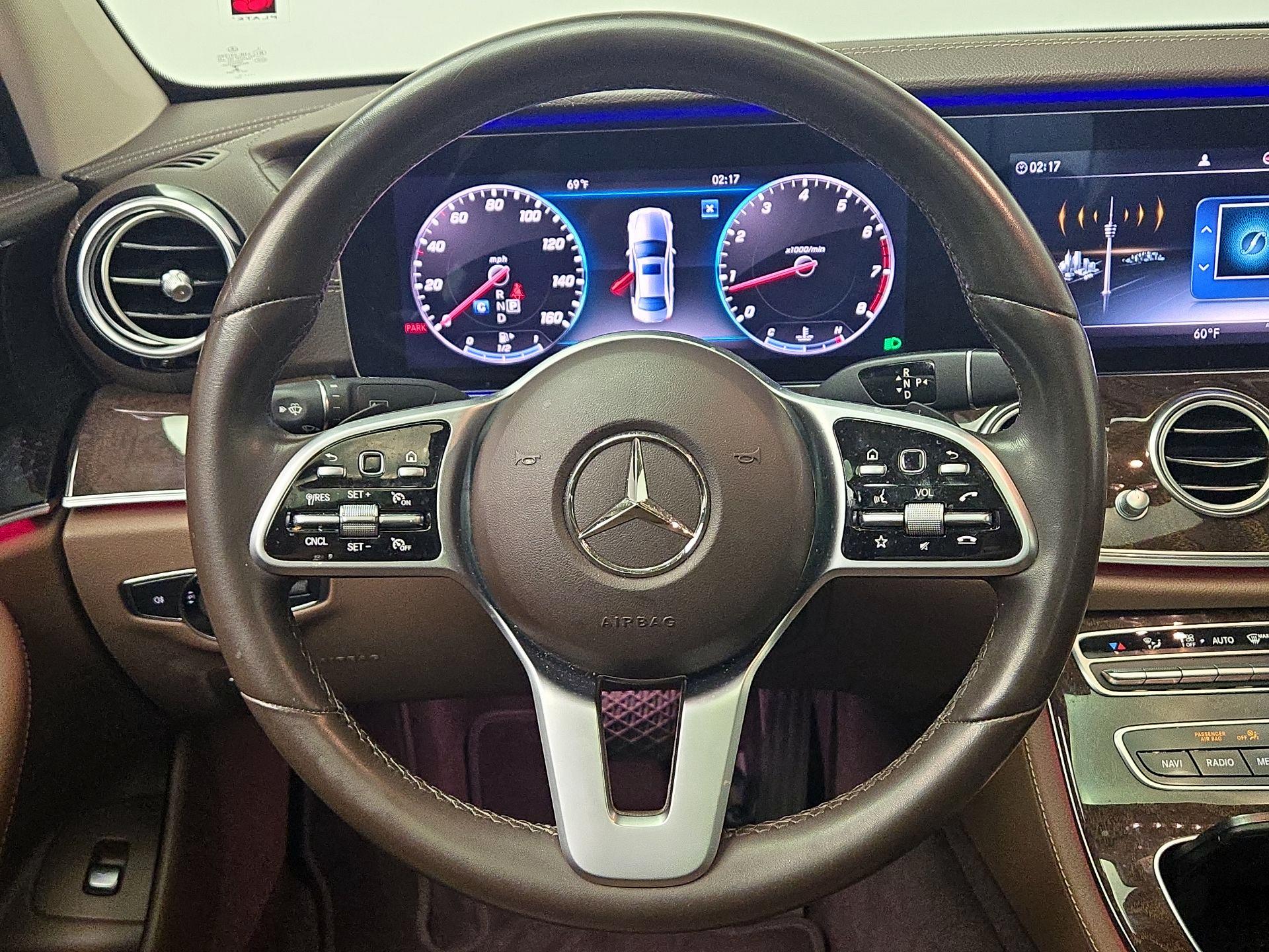 Thumbnail: 2019 Mercedes-Benz E-Class - 10
