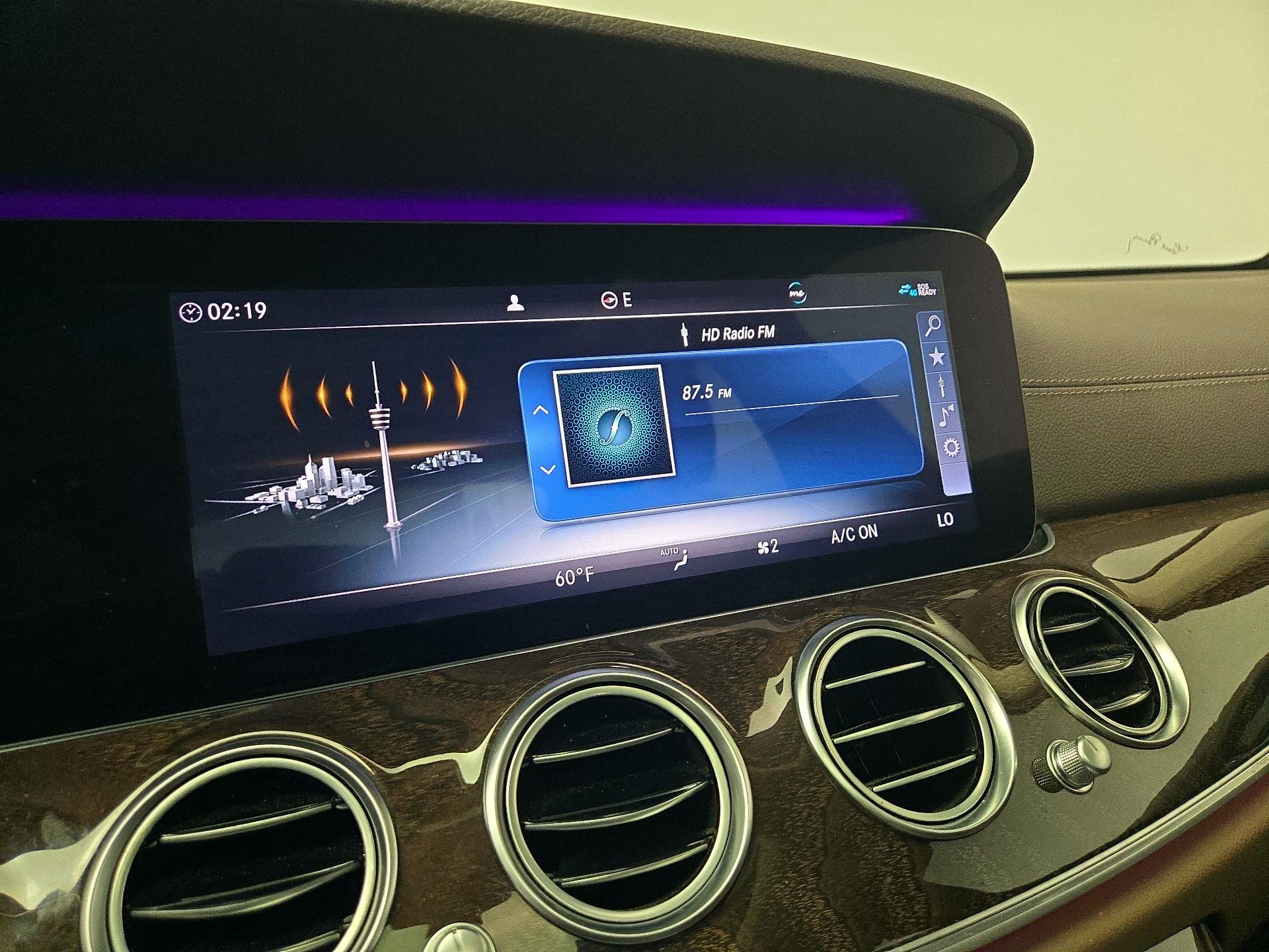 Thumbnail: 2019 Mercedes-Benz E-Class - 16