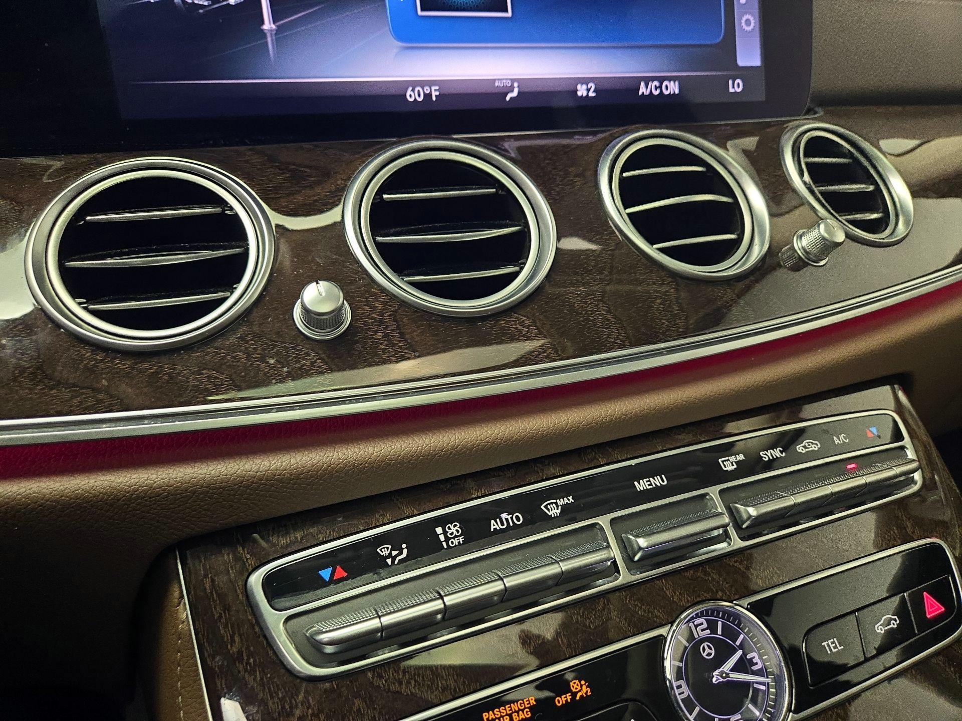 Thumbnail: 2019 Mercedes-Benz E-Class - 17