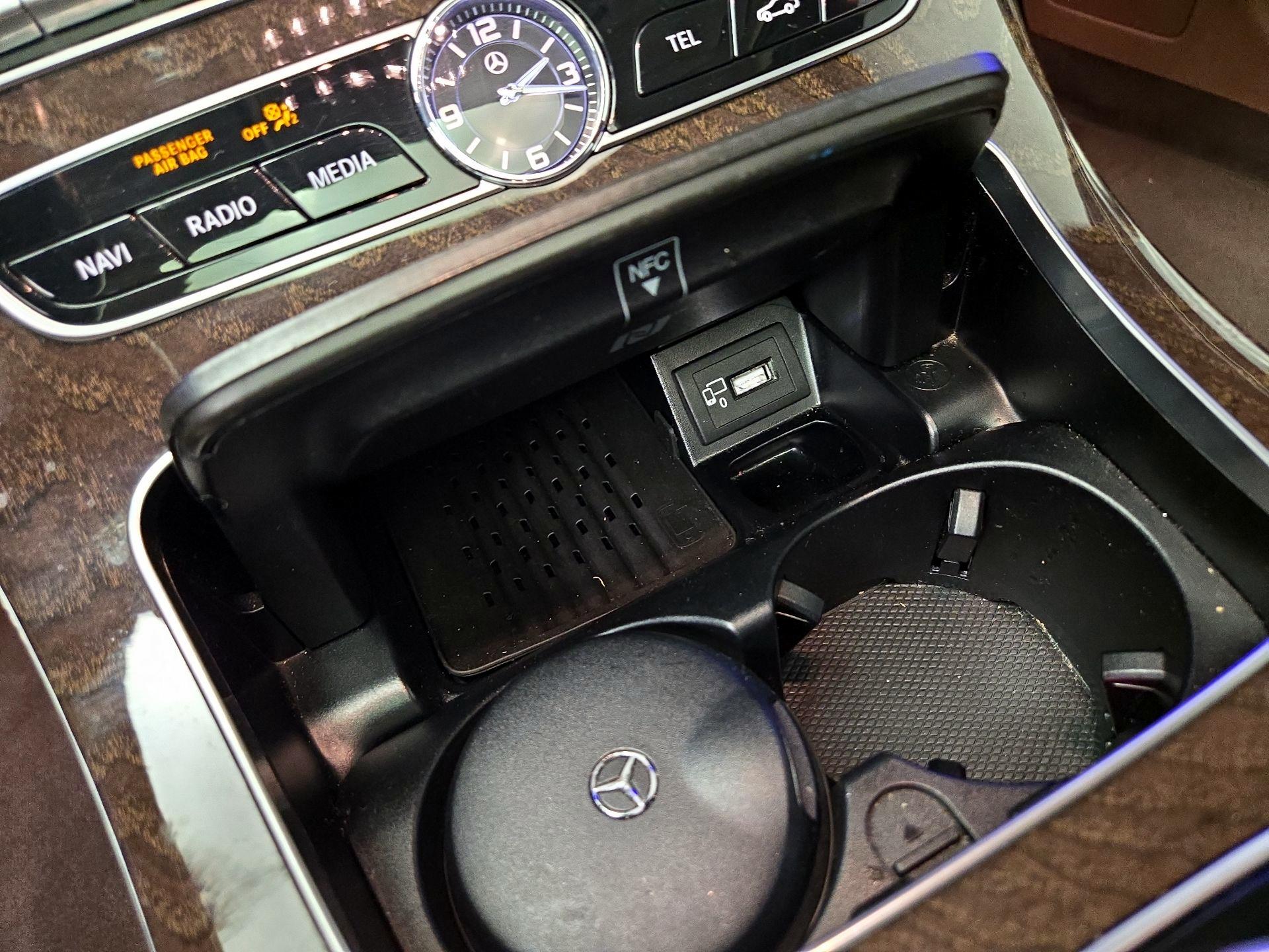 Thumbnail: 2019 Mercedes-Benz E-Class - 19