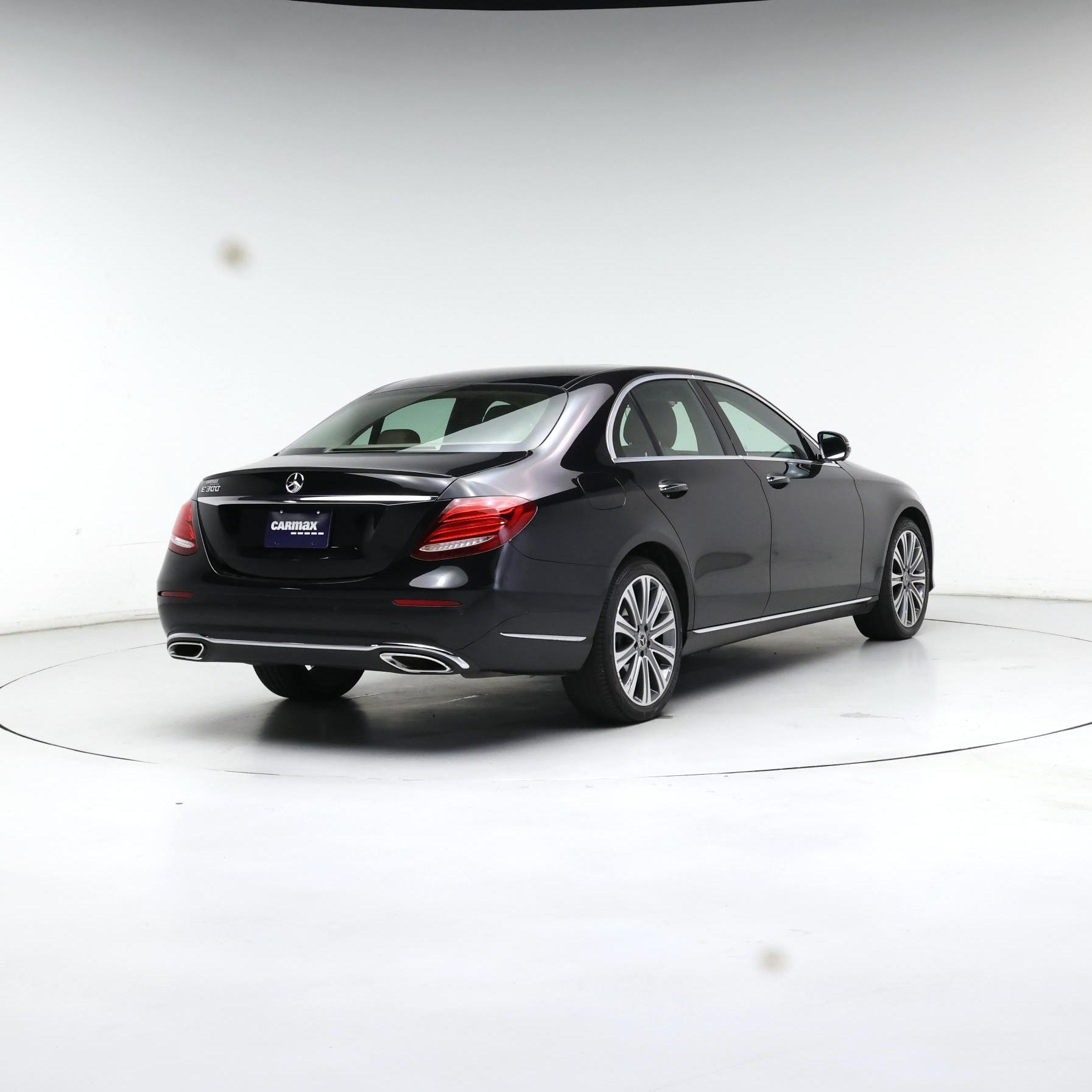 Thumbnail: 2019 Mercedes-Benz E-Class - 8