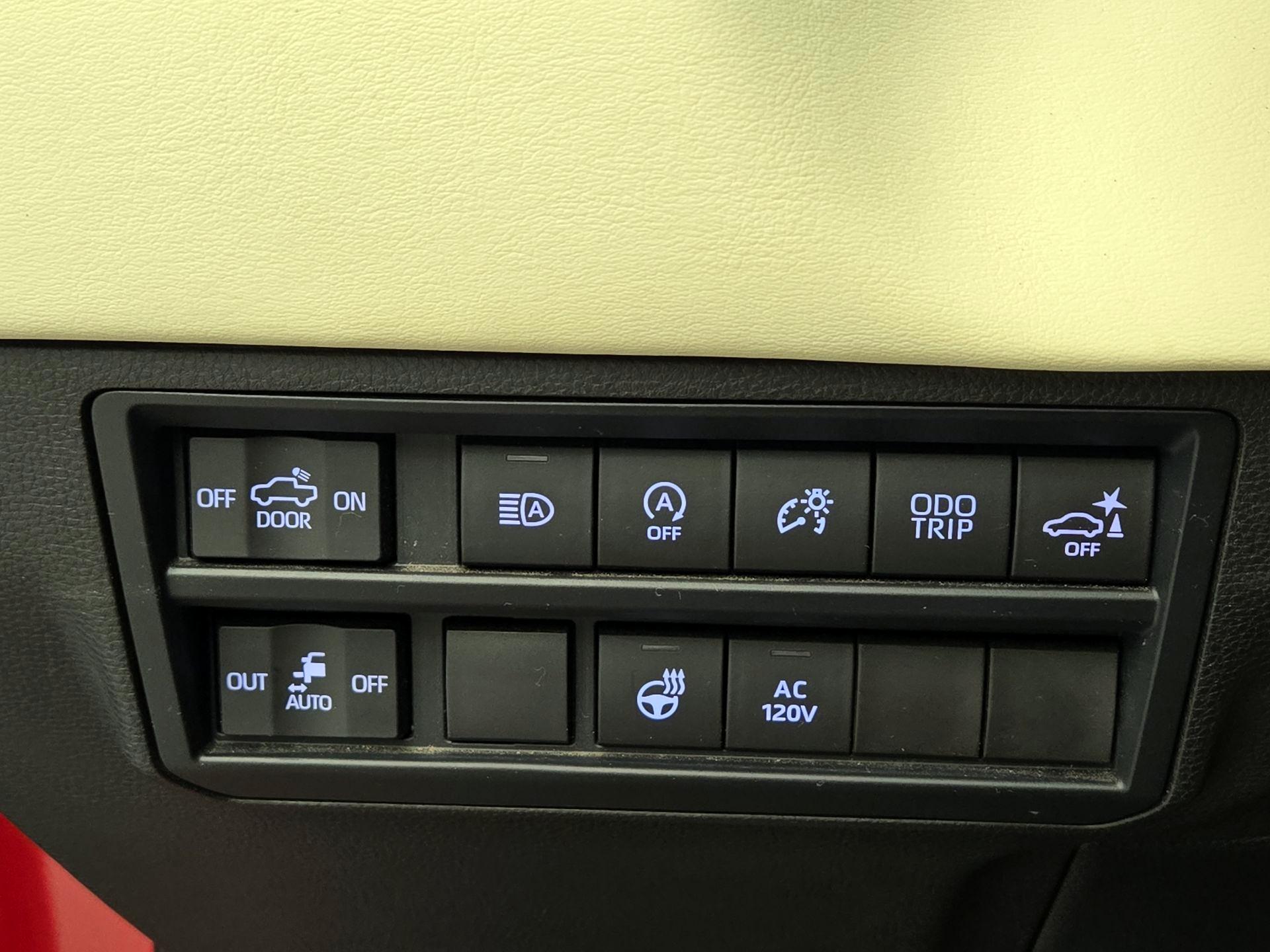 Thumbnail: 2022 Toyota Tundra - 13