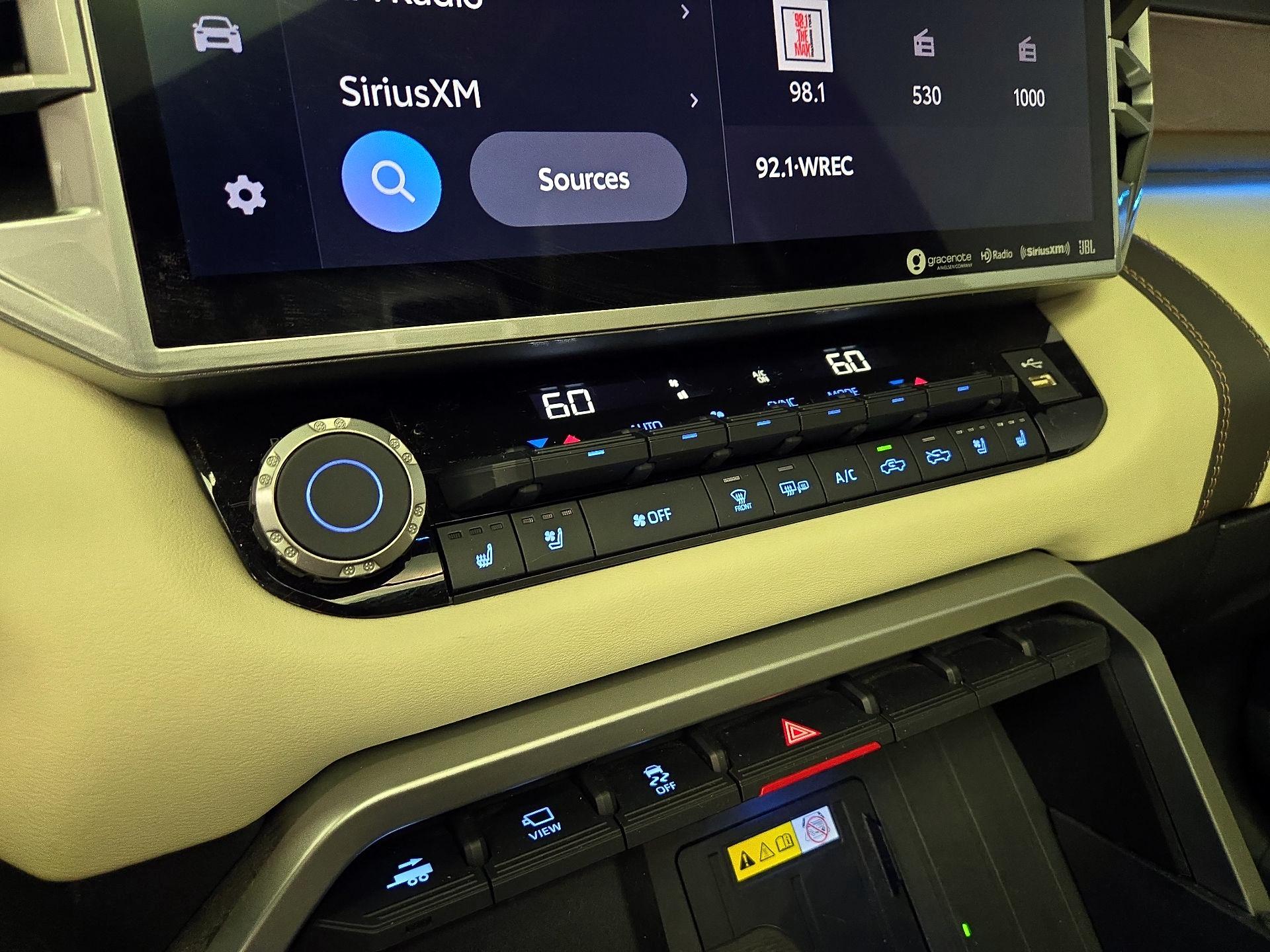 Thumbnail: 2022 Toyota Tundra - 16