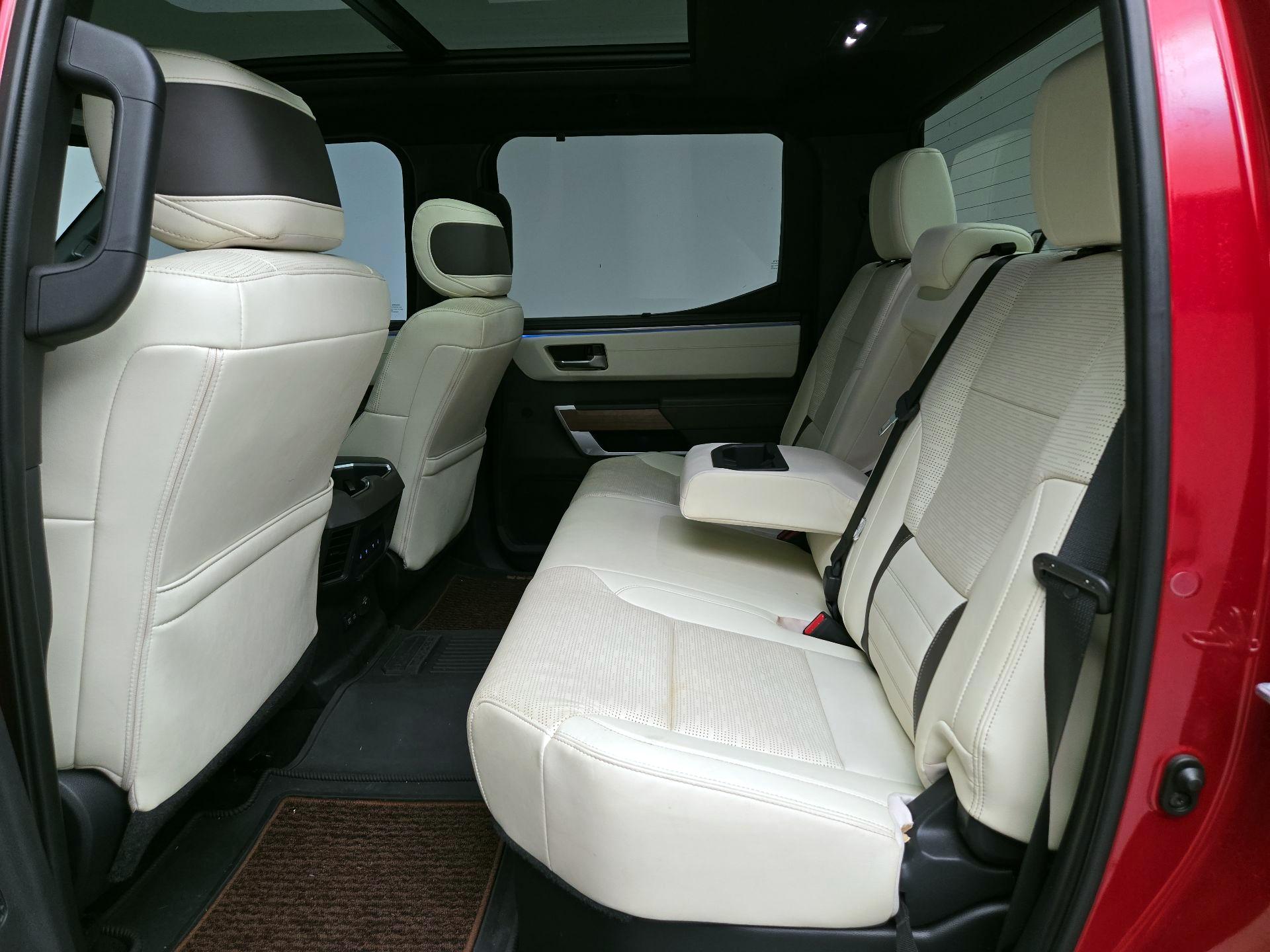 Thumbnail: 2022 Toyota Tundra - 20