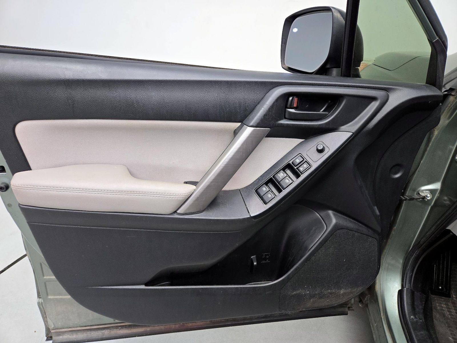 2016 Subaru Forester i - Photo 13