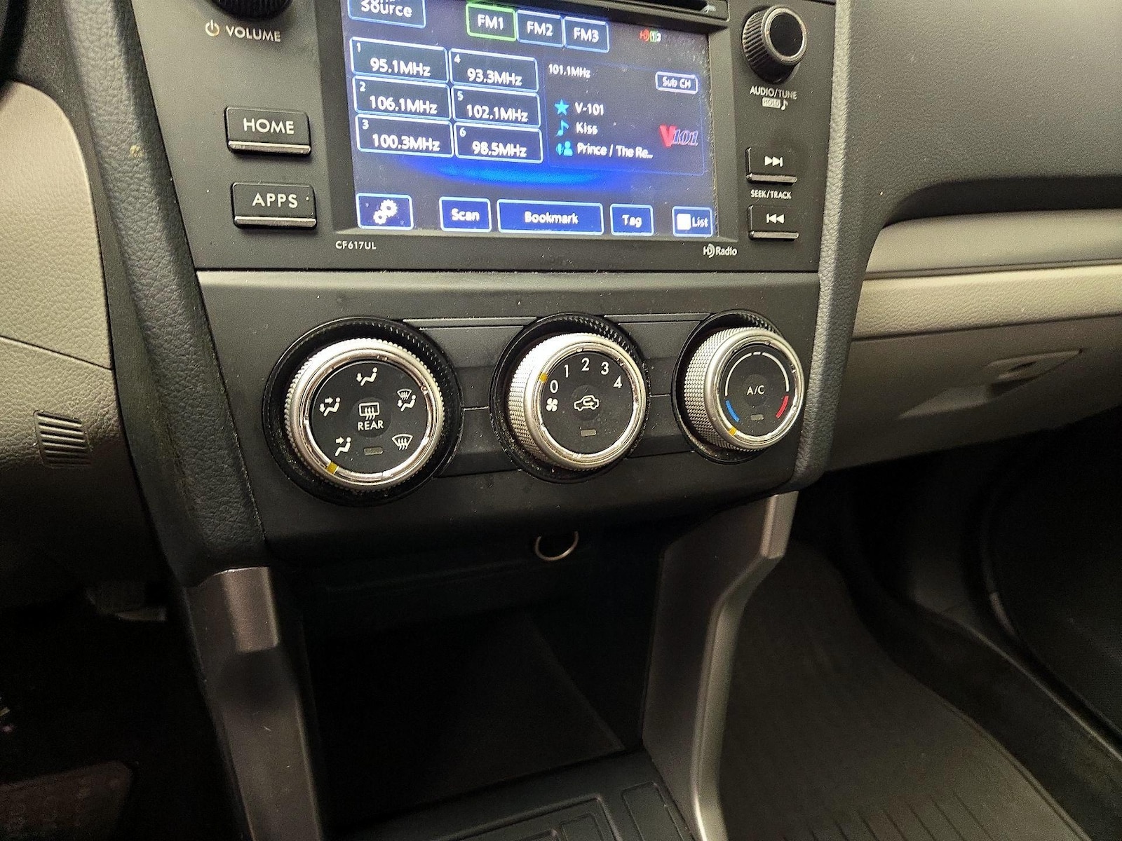 2016 Subaru Forester i - Photo 17