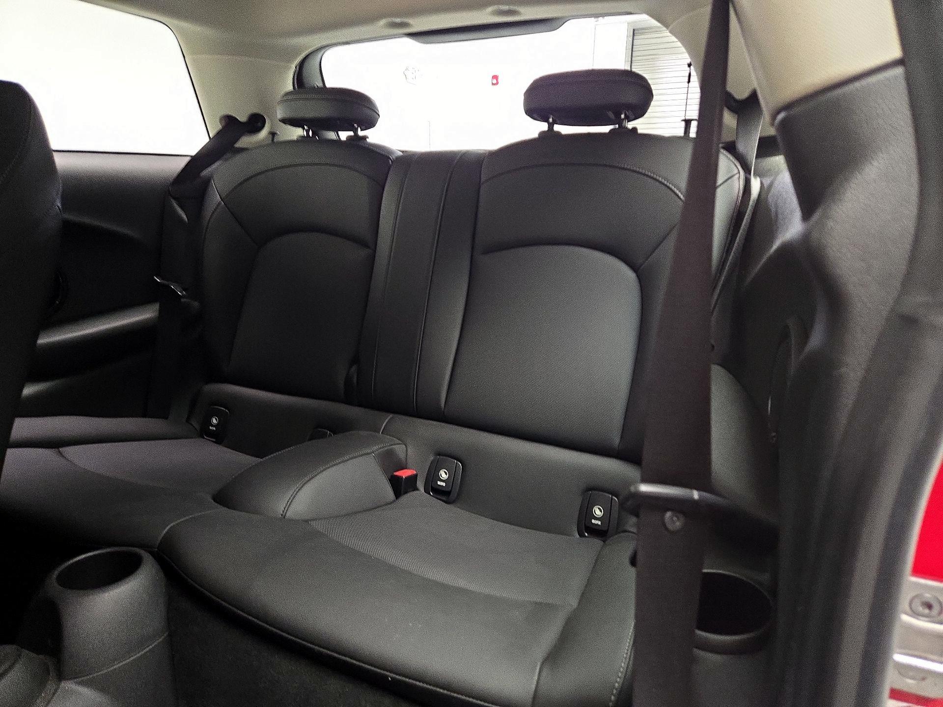 Thumbnail: 2021 MINI Cooper Hardtop - 19