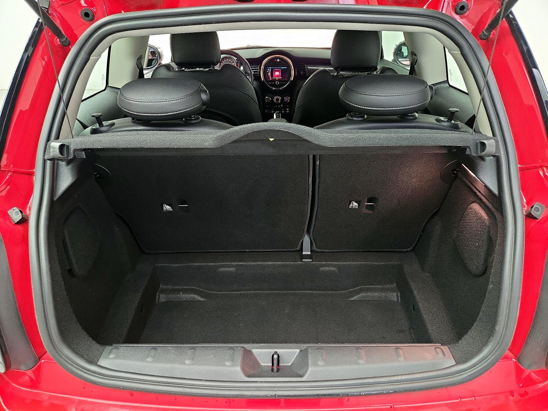 Thumbnail: 2021 MINI Cooper Hardtop - 20